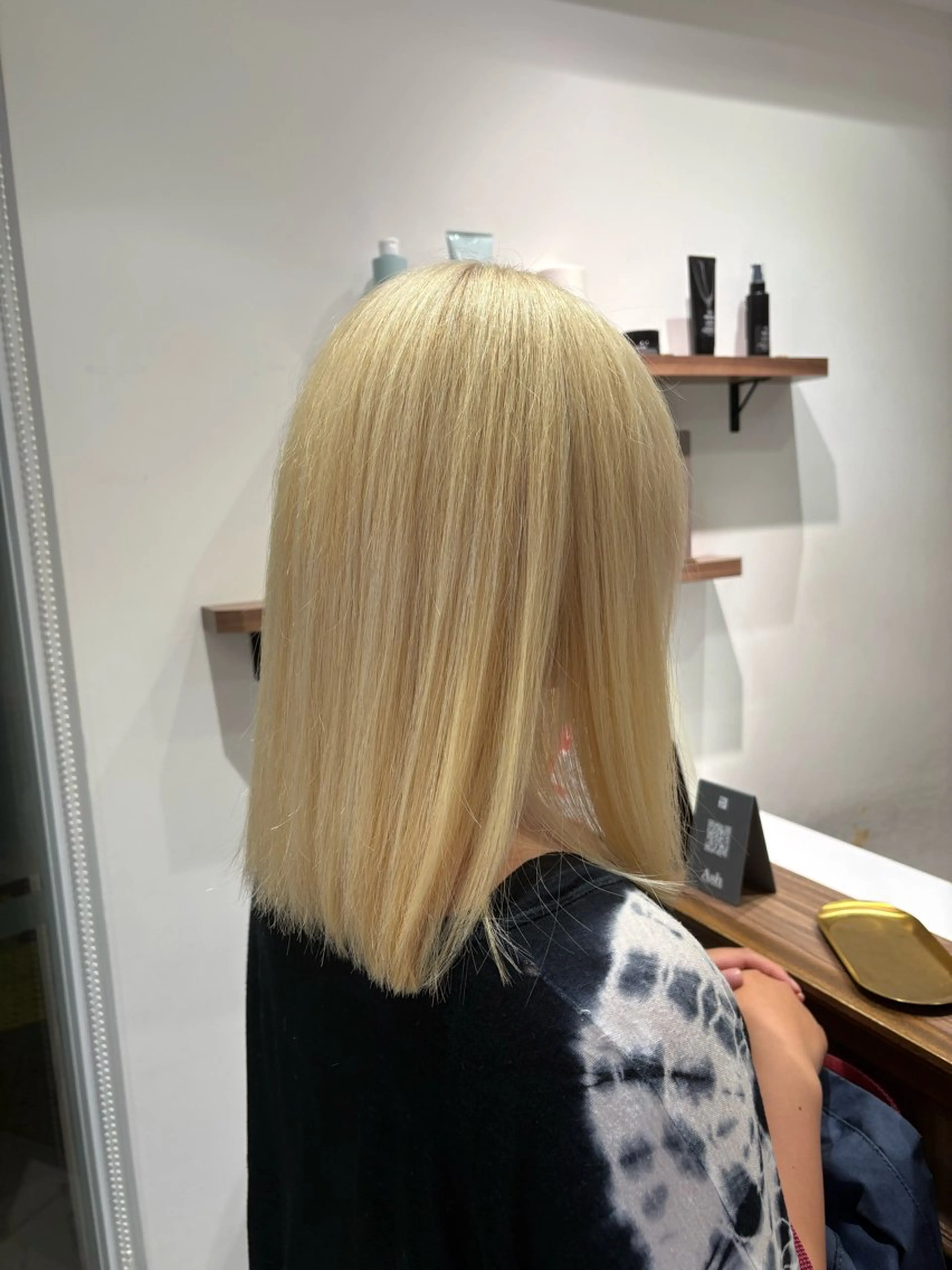 ミディアム カット ヘアカラー 竹下 勝也のヘアスタイル