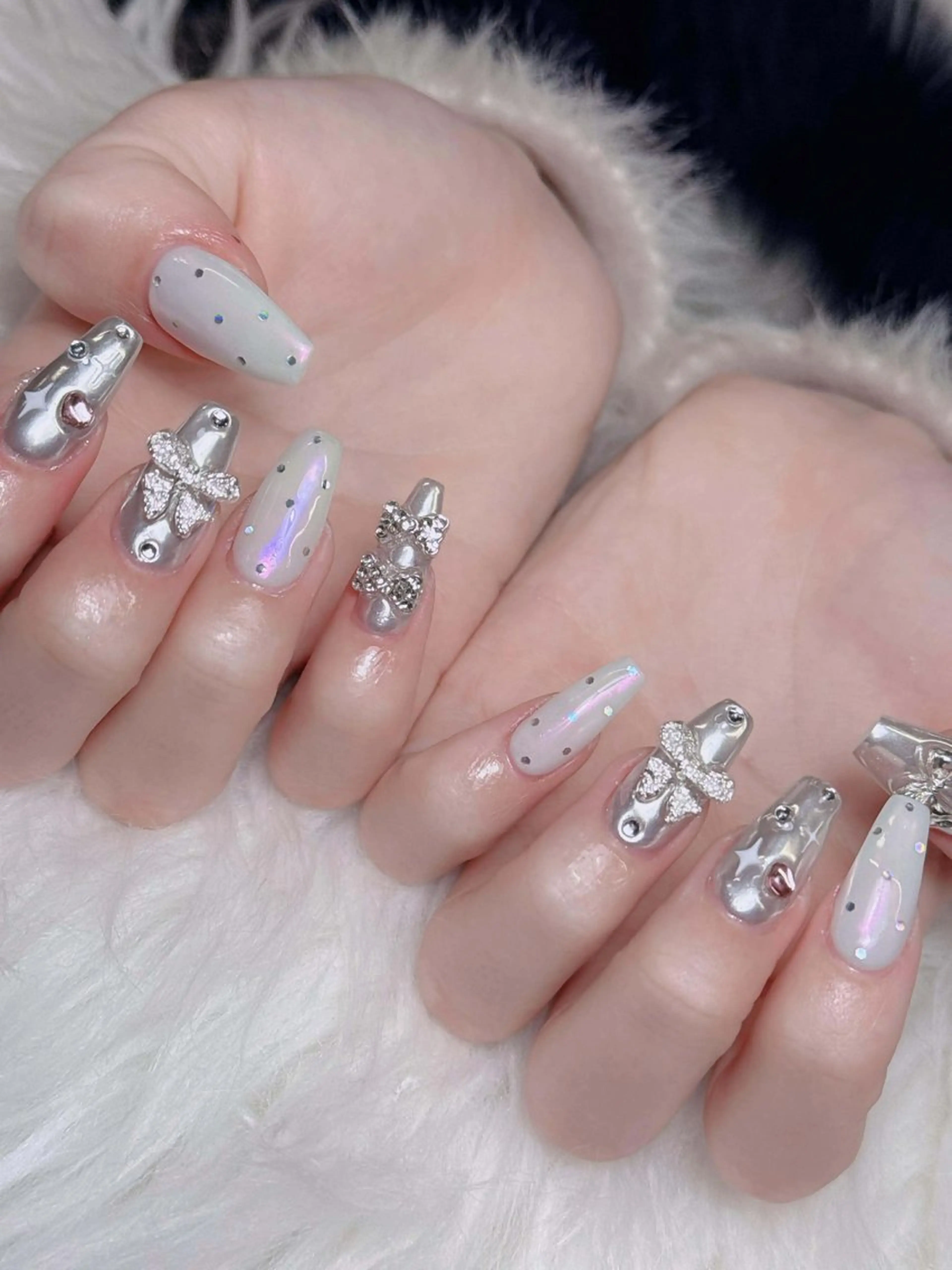 ネイル オーロラネイル チークネイル フットネイル フレンチネイル 韓国ネイル ハンドネイル Lumi Nailのネイルデザイン