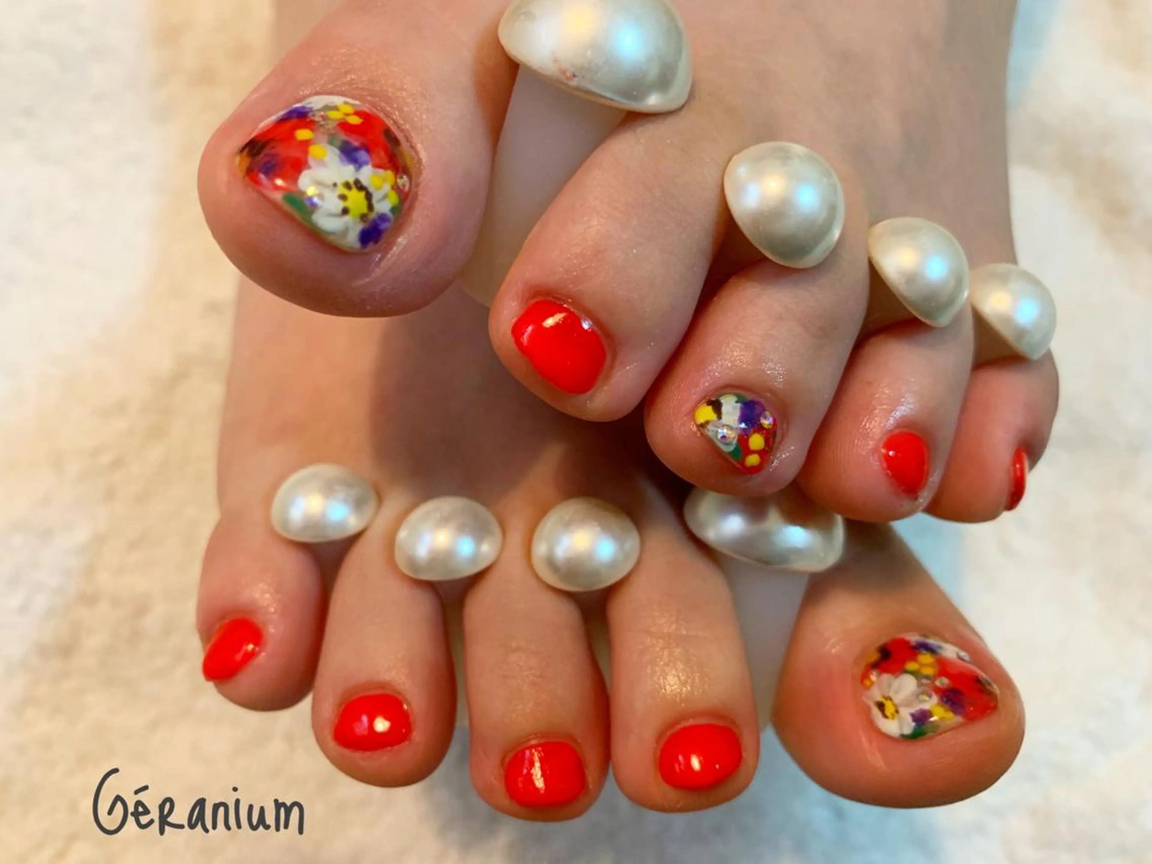 ネイル アートネイル ハンドネイル フットネイル GéRanium Harukaのネイルデザイン