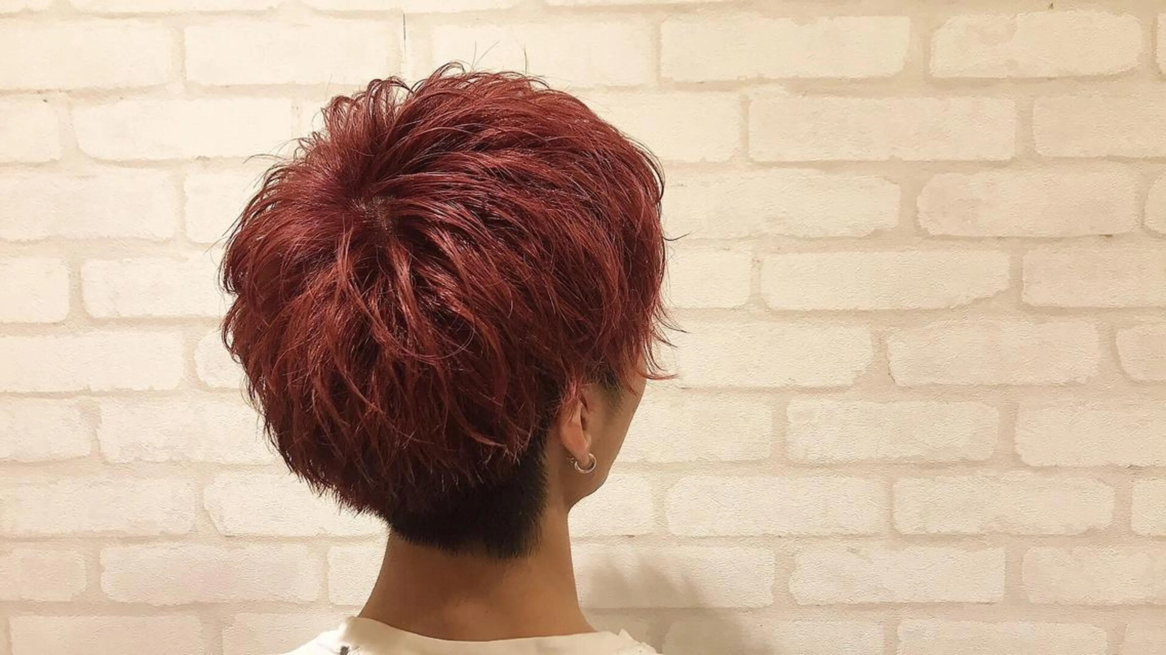 カラー メンズ メンズブリーチ ブリーチ 進 詩織のヘアスタイル