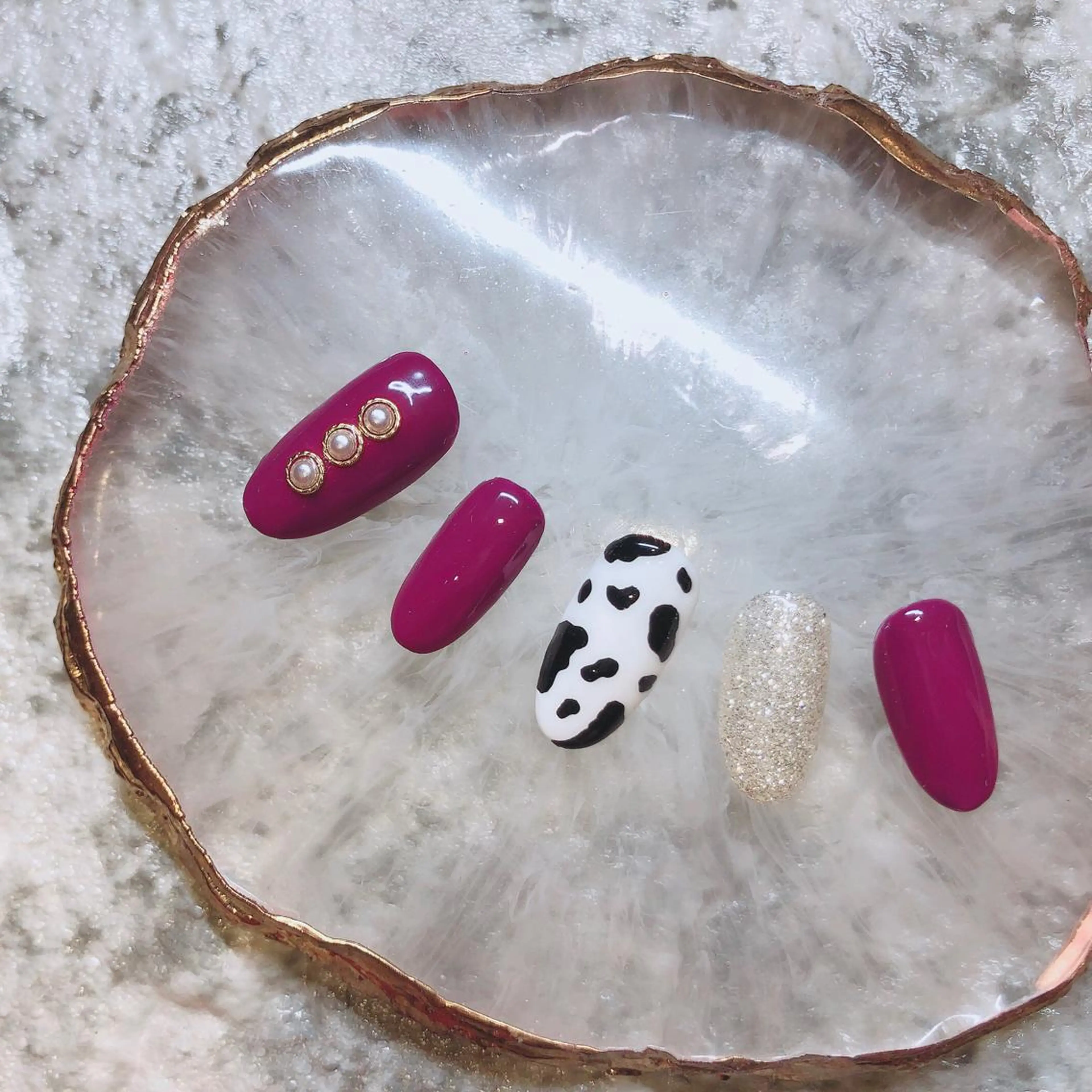 ネイル フットネイル フレンチネイル ジェルネイル ラメ(グリッター) ラメグラデーション NEO Beauty Salon所属・𝐍𝐄𝐎 𝐉𝐔𝐑𝐈のネイルデザイン