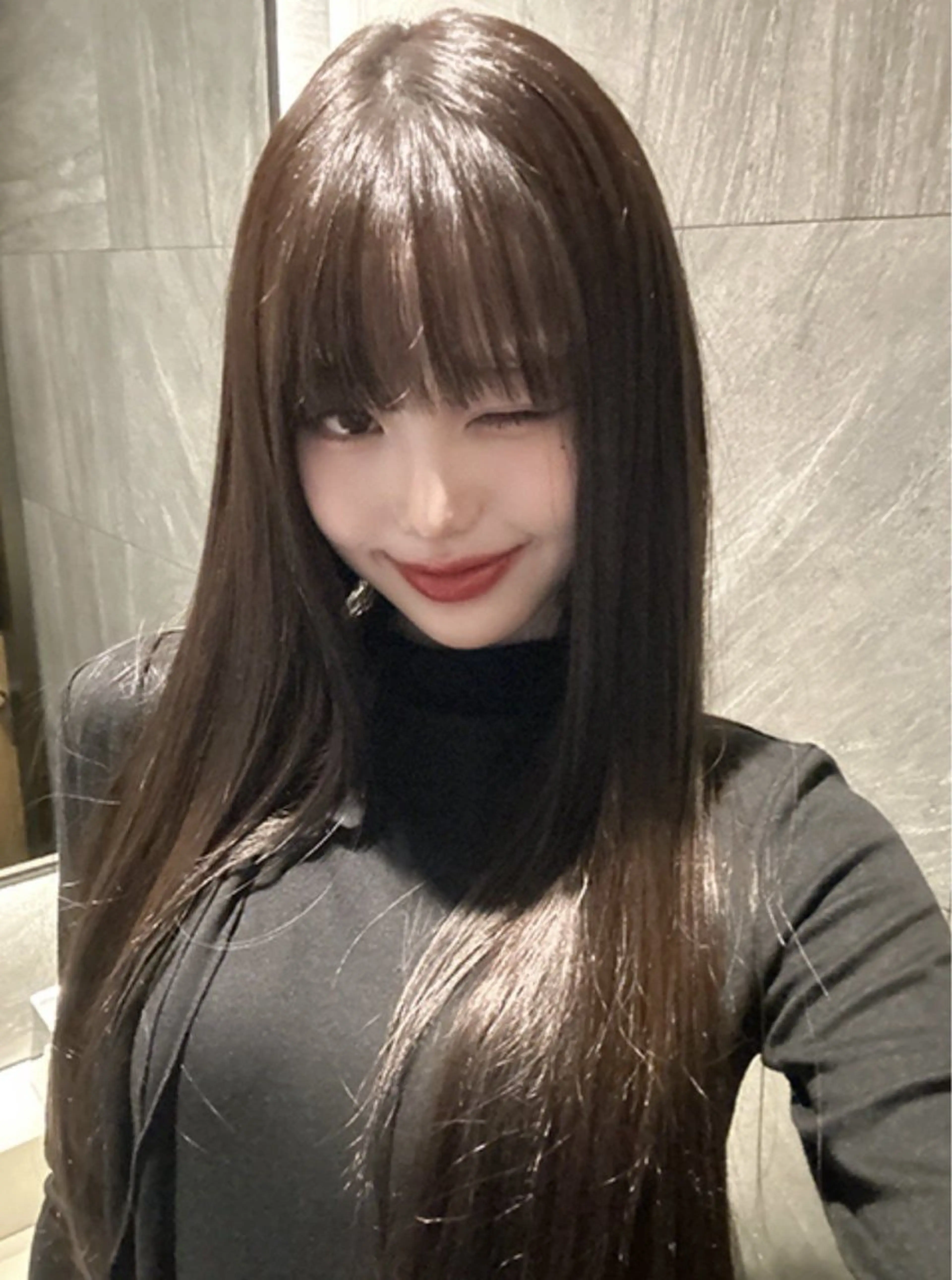 ロング カラー ブリーチ ケアブリーチ 透明感カラー ダブルカラー ブリーチなしカラー nonoka オリーブ/グレージュのヘアスタイル