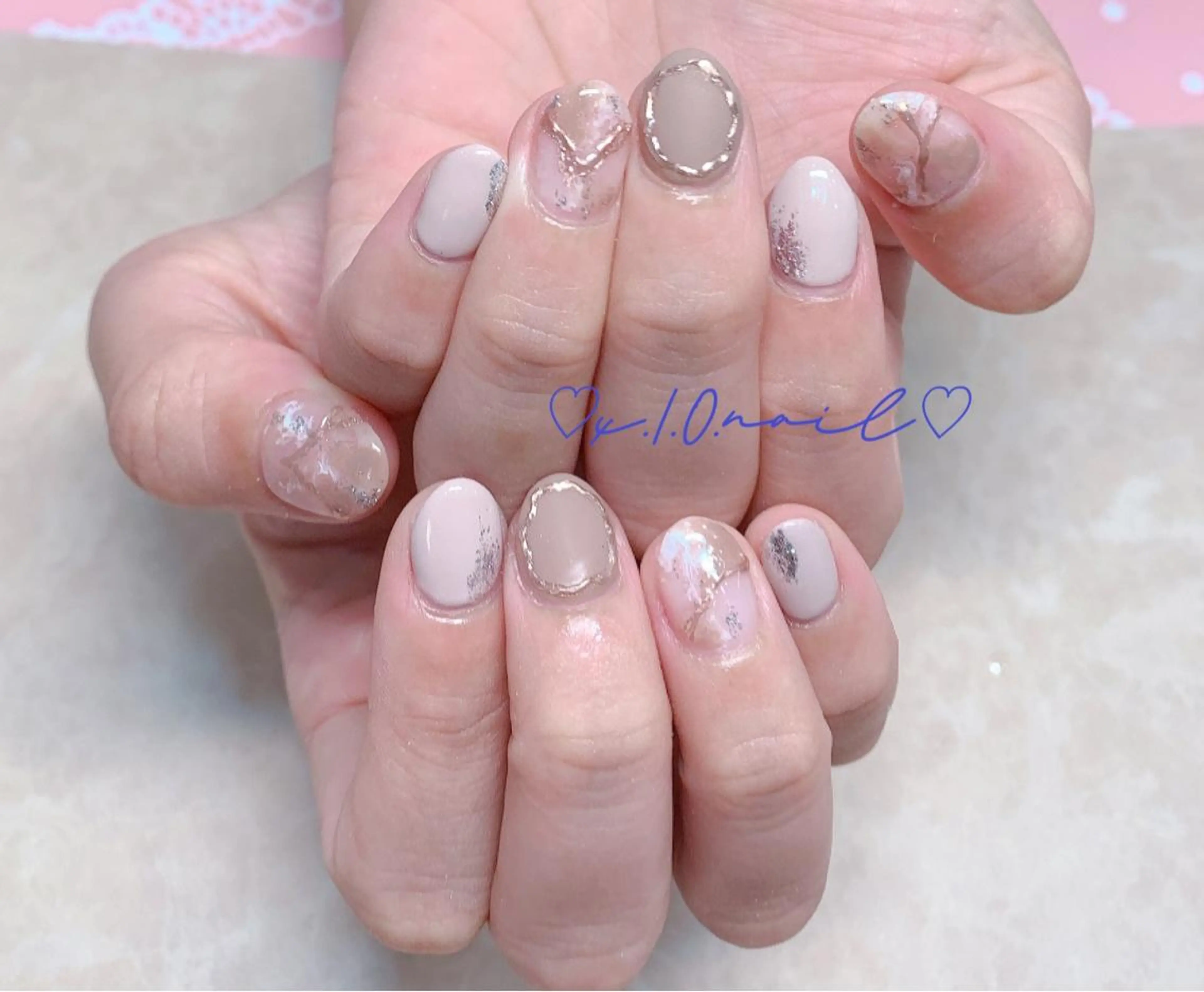 ネイル アニマル柄 アートネイル ニュアンスネイル ネイルチップ ハンドネイル x.1.0.nail ♡Cのネイルデザイン