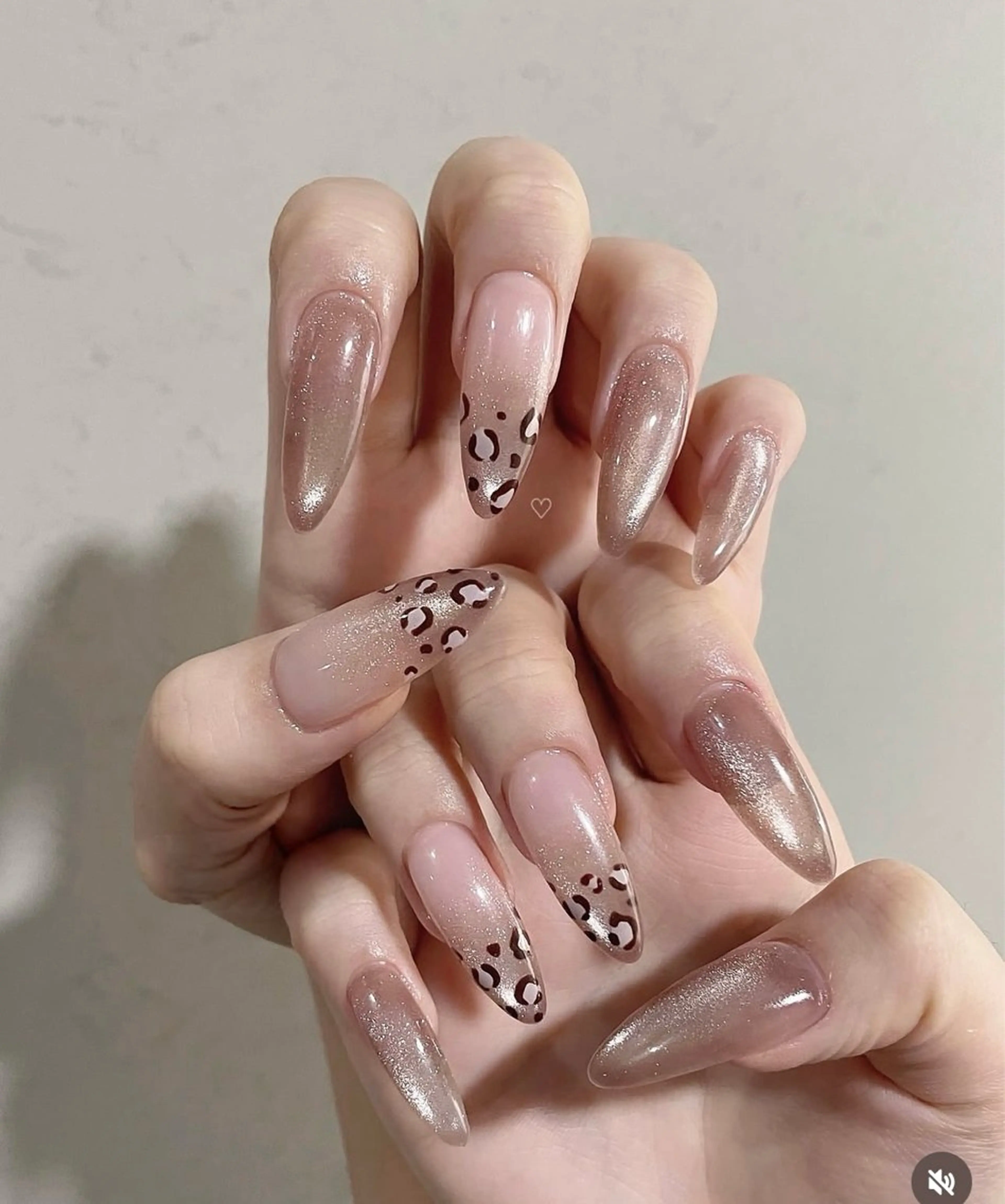 ネイル ボルドー ブラウン チークネイル ドット フットネイル yurinail所属・yuri nail 高田馬場のネイルデザイン