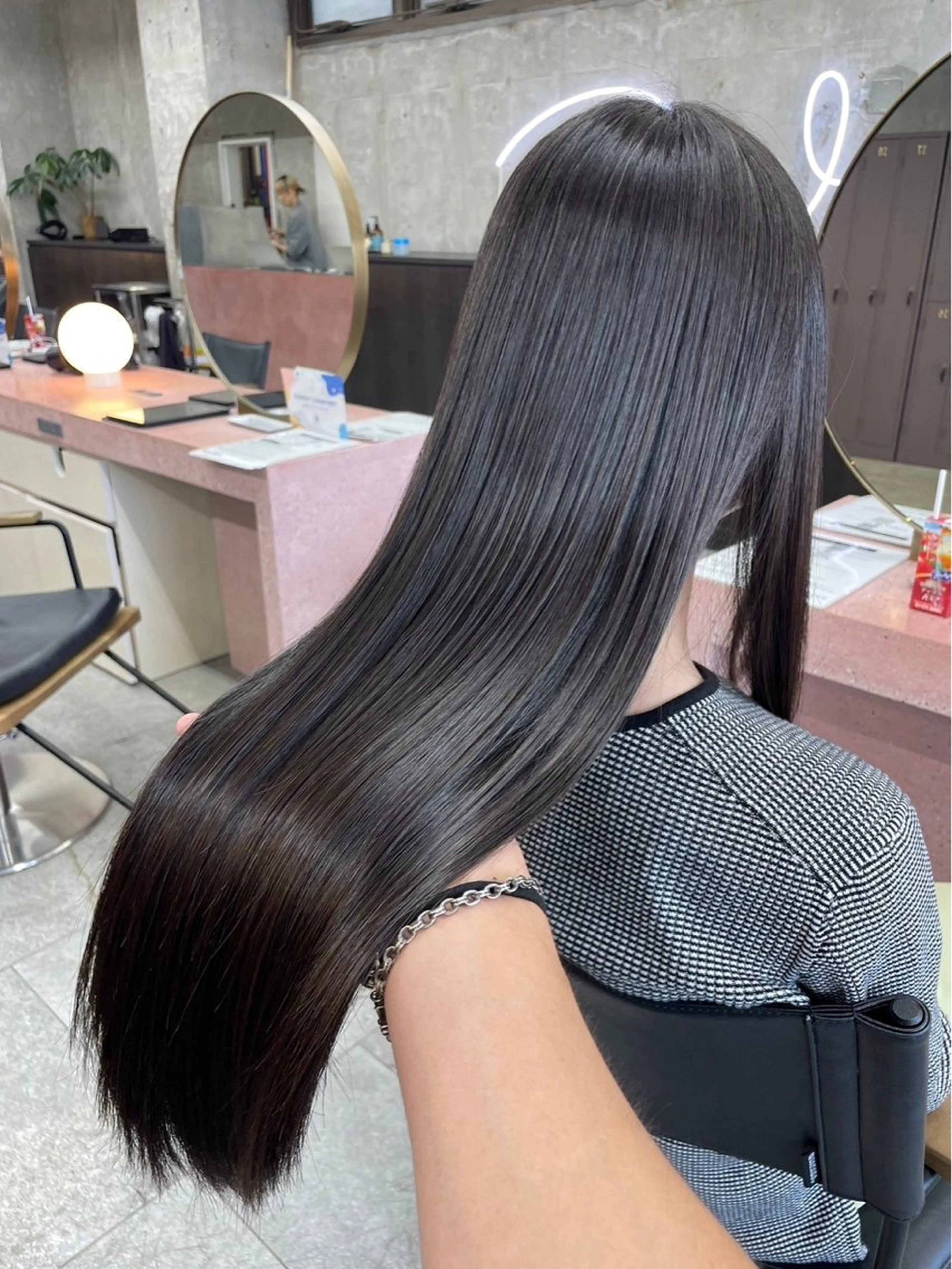 ロング カット 縮毛矯正 森田遥奈/透明感カラ ー/似合わせカットのヘアスタイル