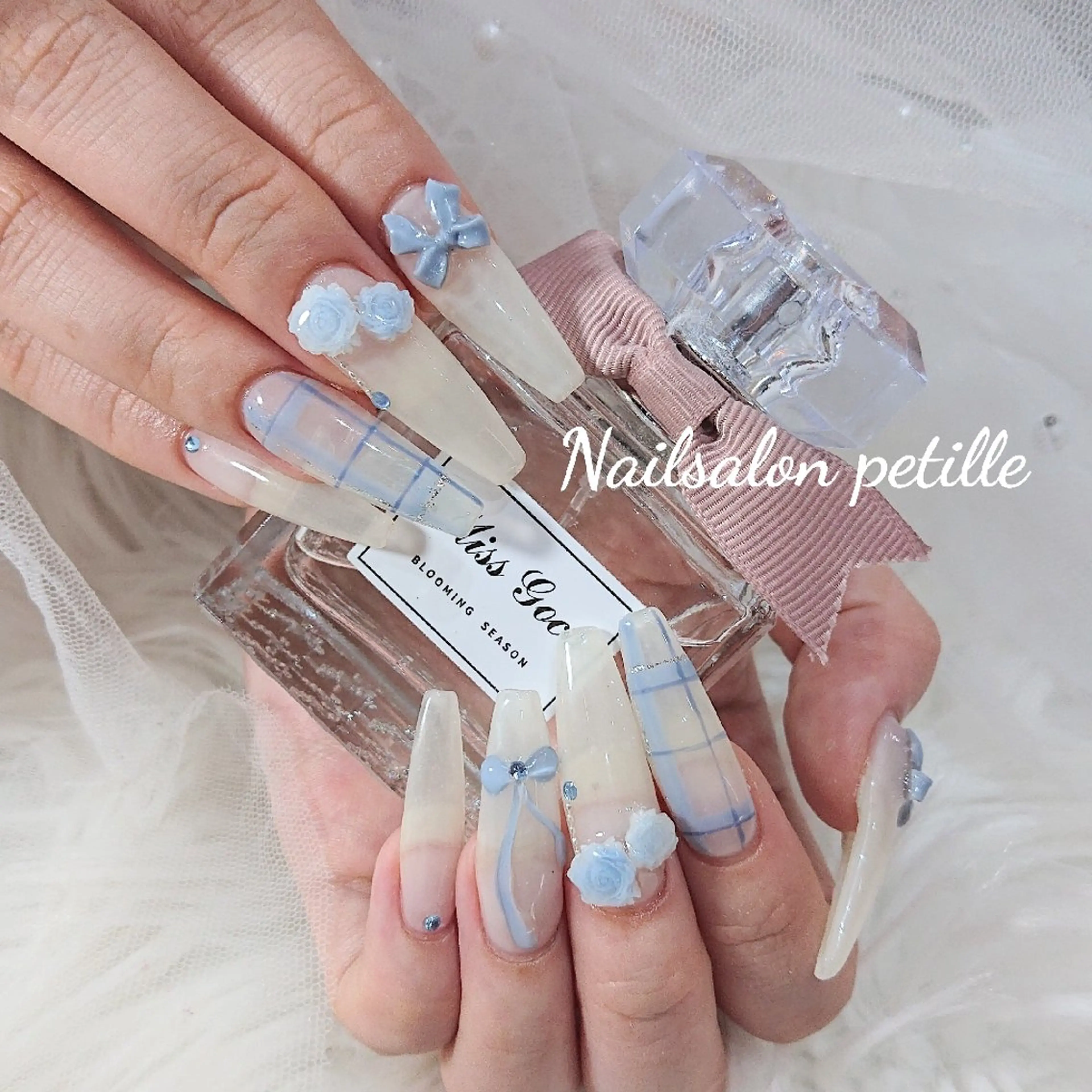 ネイル ブルー ハンドネイル たかなし かなのネイルデザイン