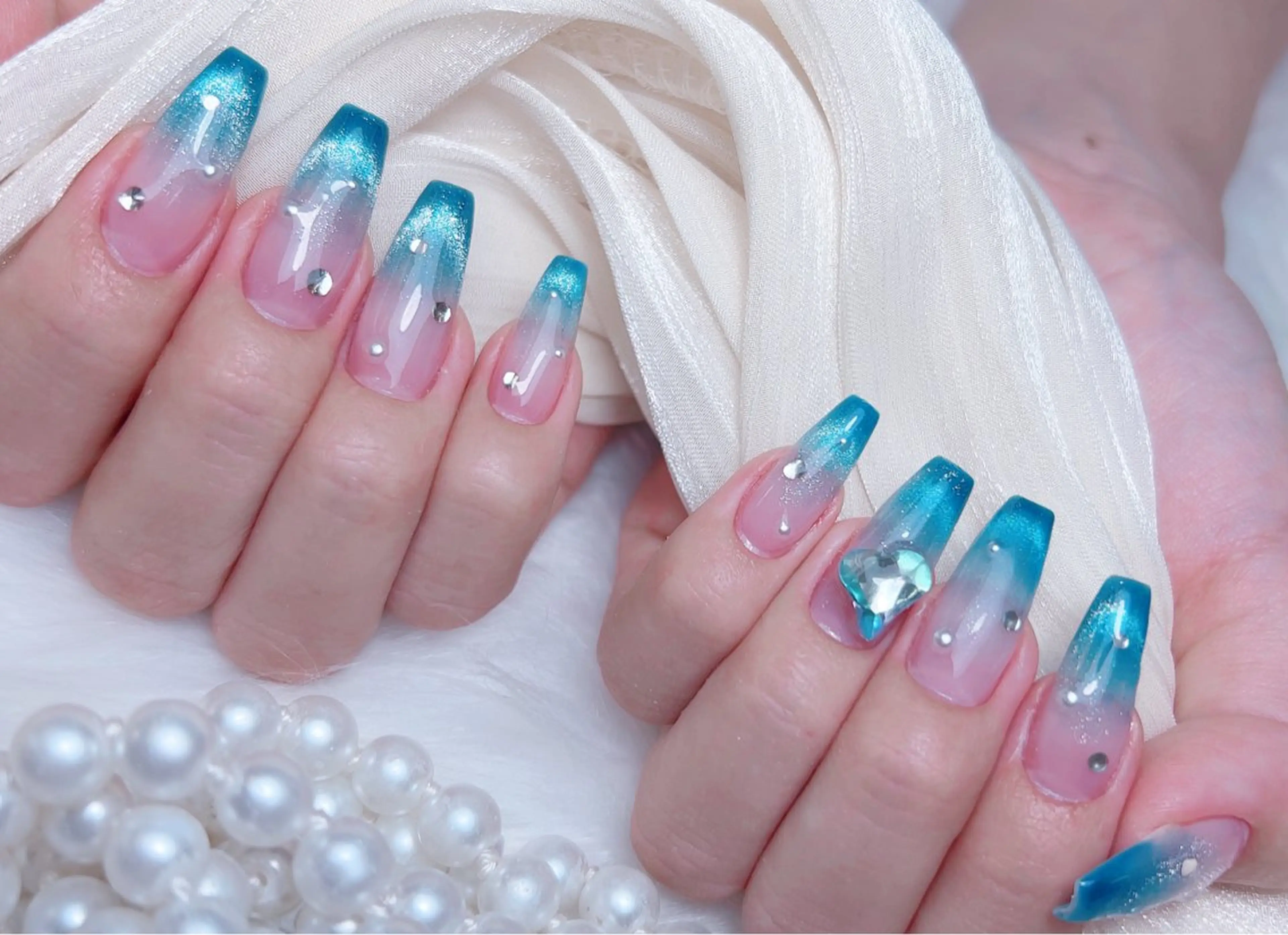 ネイル ハンドネイル M🌷nail 長さだし専門店のネイルデザイン