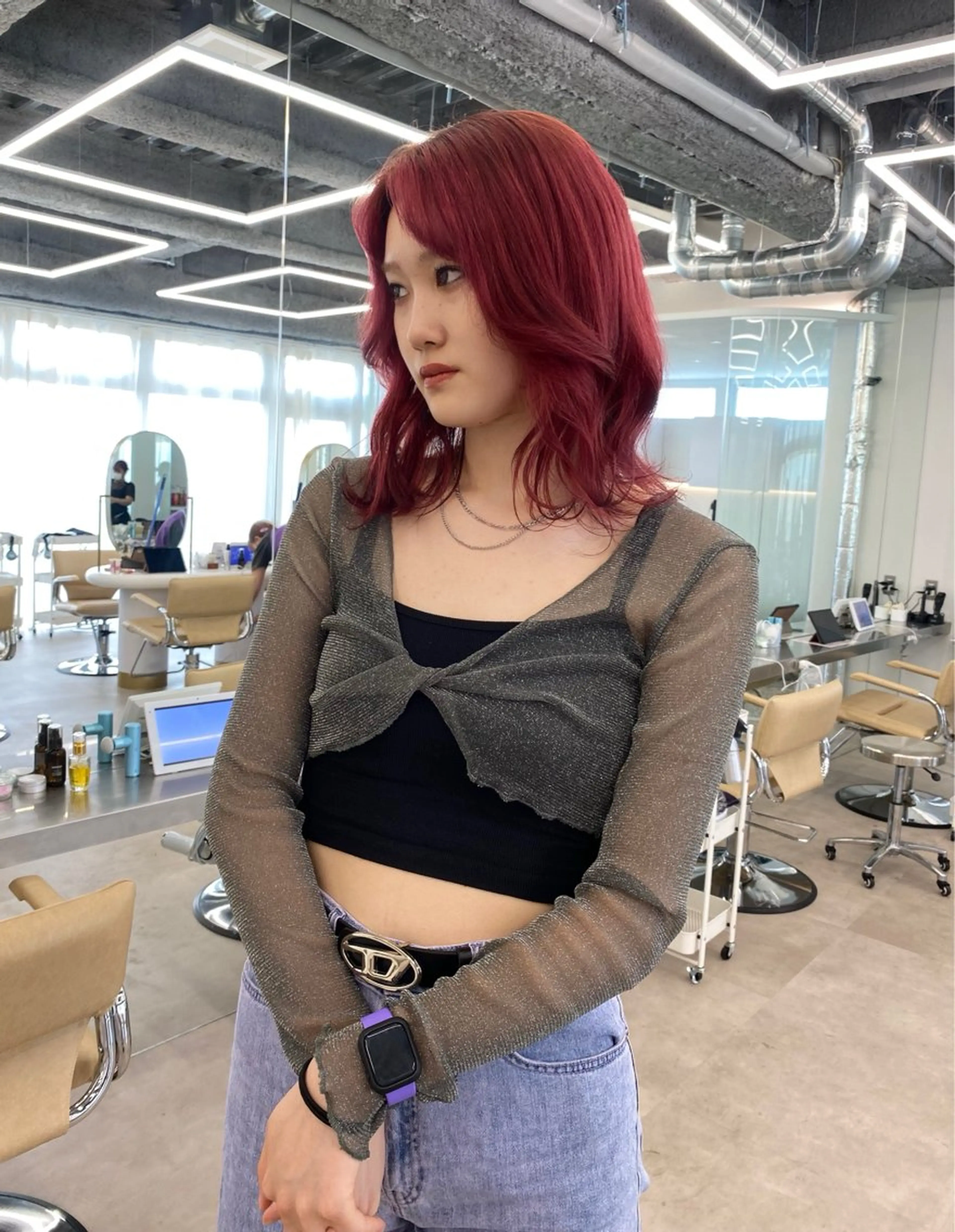 ミディアム カラー ヘアカラー hinaka .のヘアスタイル