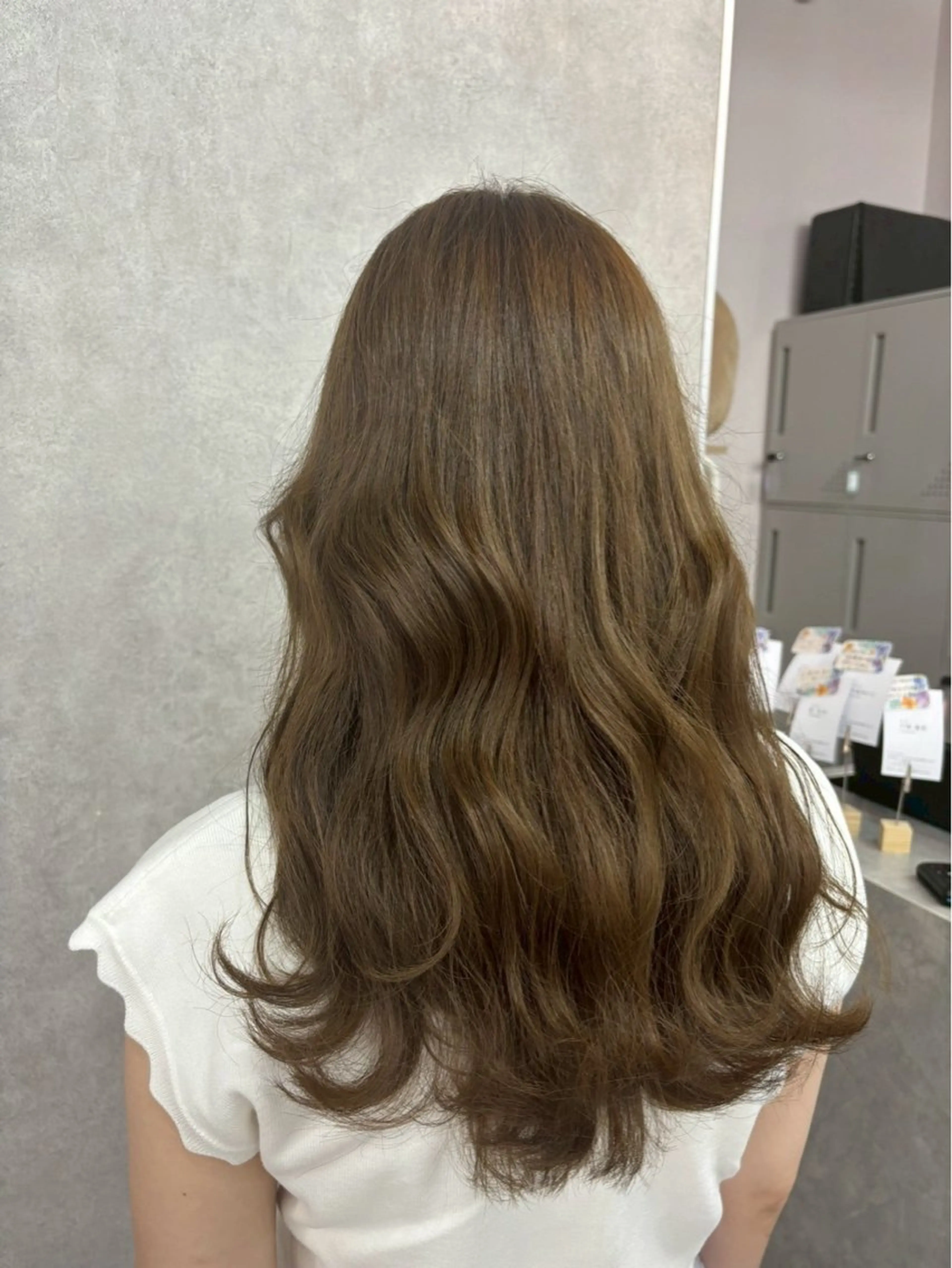 ロング カラー 🌸塩谷 桜🌸のヘアスタイル