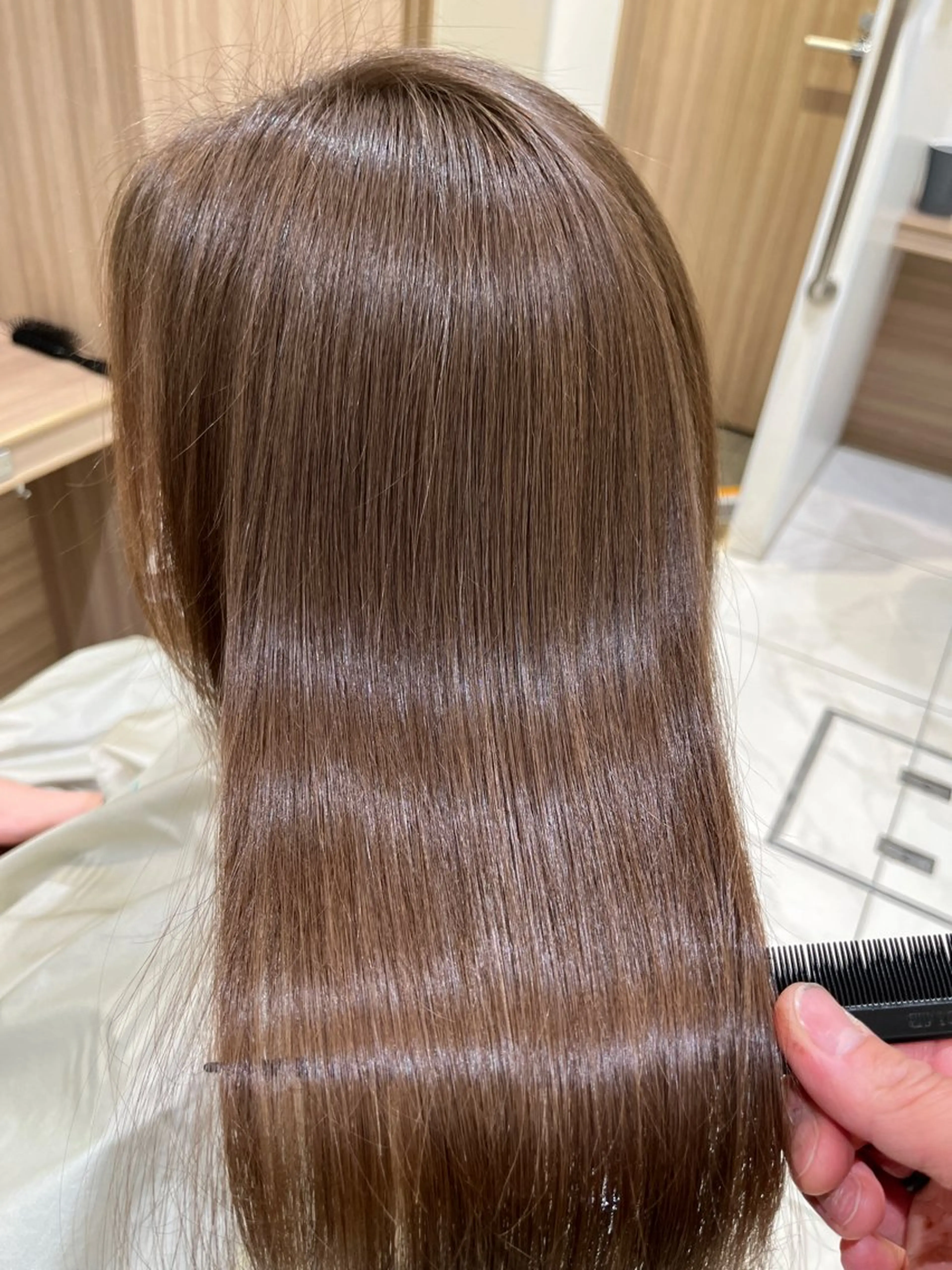 セミロング カラー 🇰🇷韓国レイヤー 艶カラー／田川佑紀のヘアスタイル