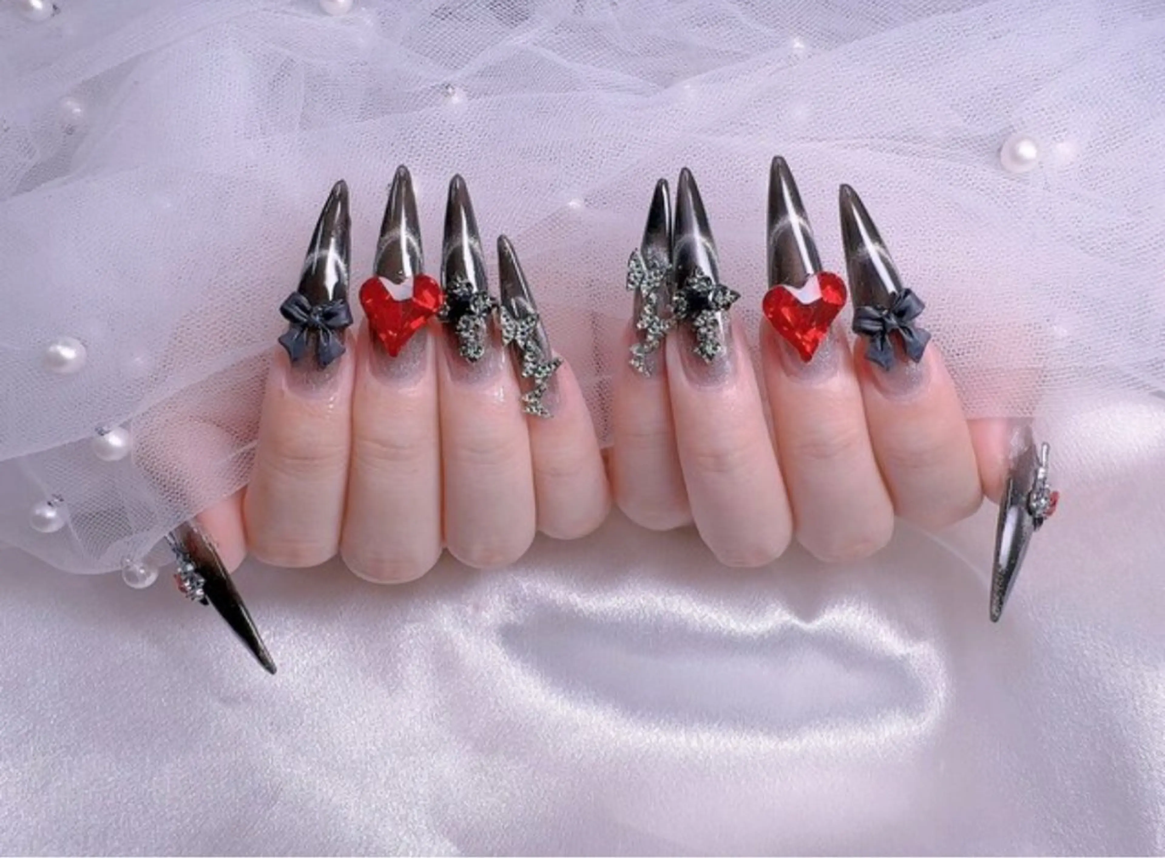 ネイル オーロラネイル フットネイル 韓国ネイル ラメ(グリッター) ラメグラデーション ハンドネイル Belle nail salon 新小岩のネイルデザイン