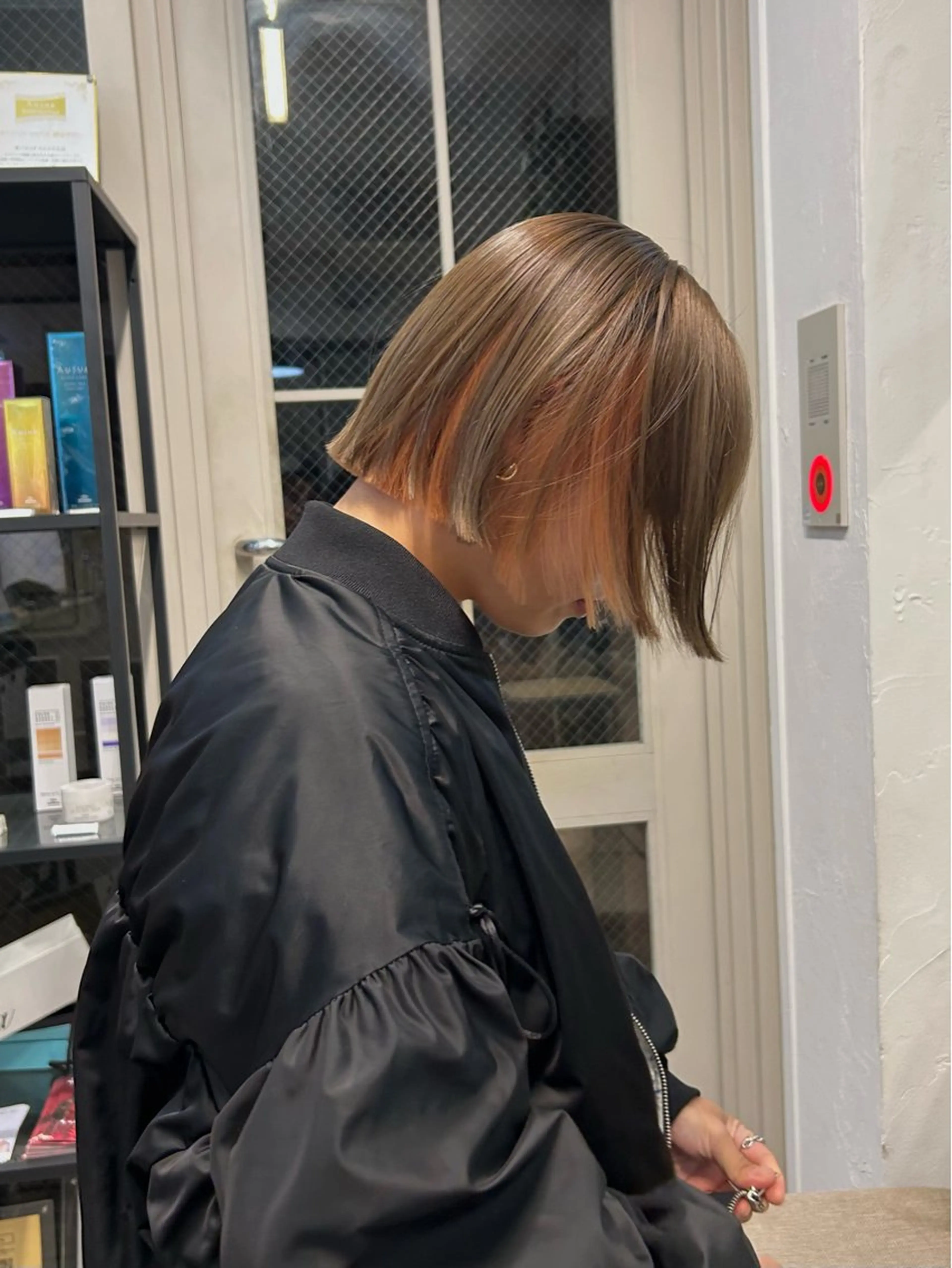 ショート カラー カット トリートメント moeka 表参道のヘアスタイル