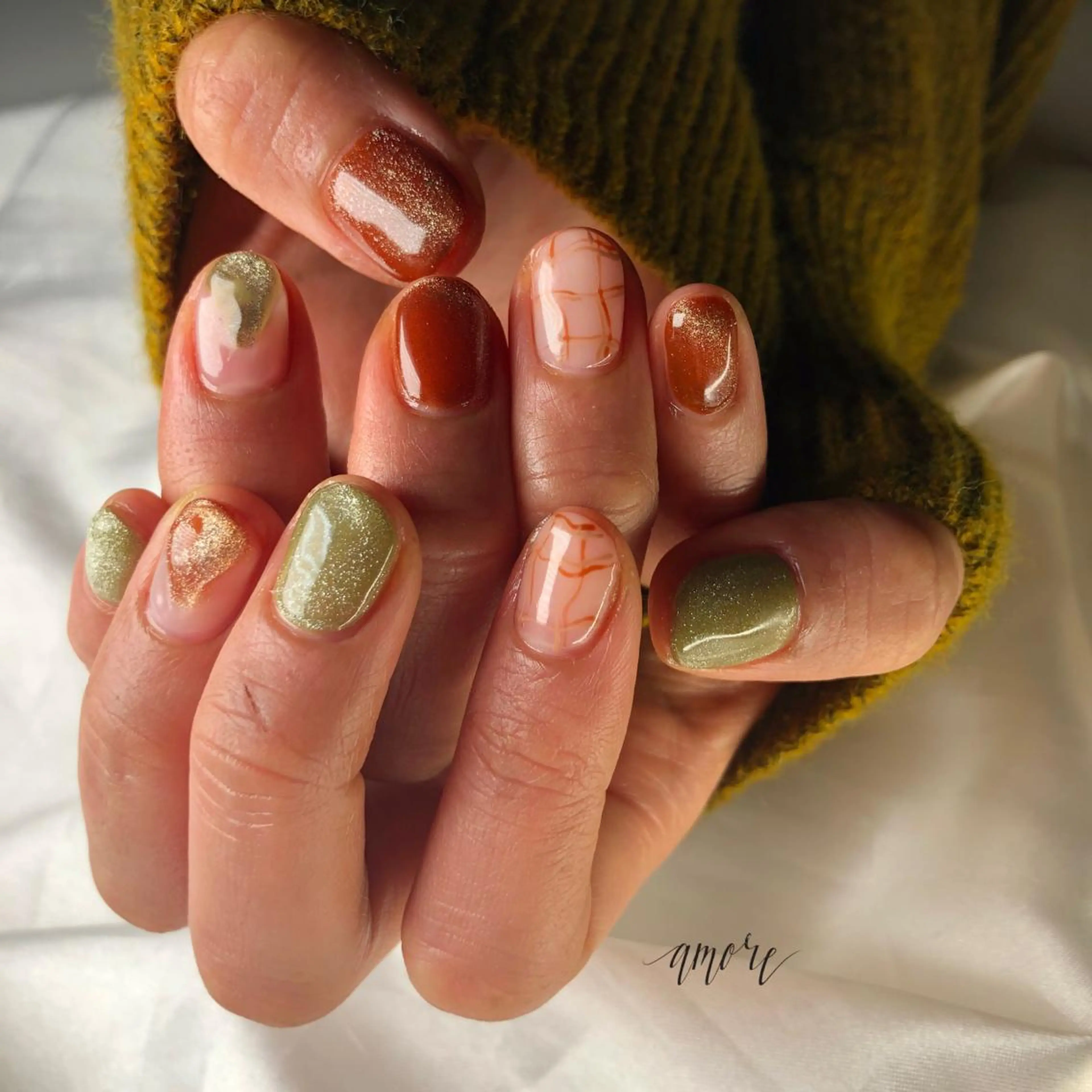 ネイル ジェルネイル 氷ネイル・うるうるネイル マグネットネイル ミラーネイル ニュアンスネイル You kyehwaのネイルデザイン