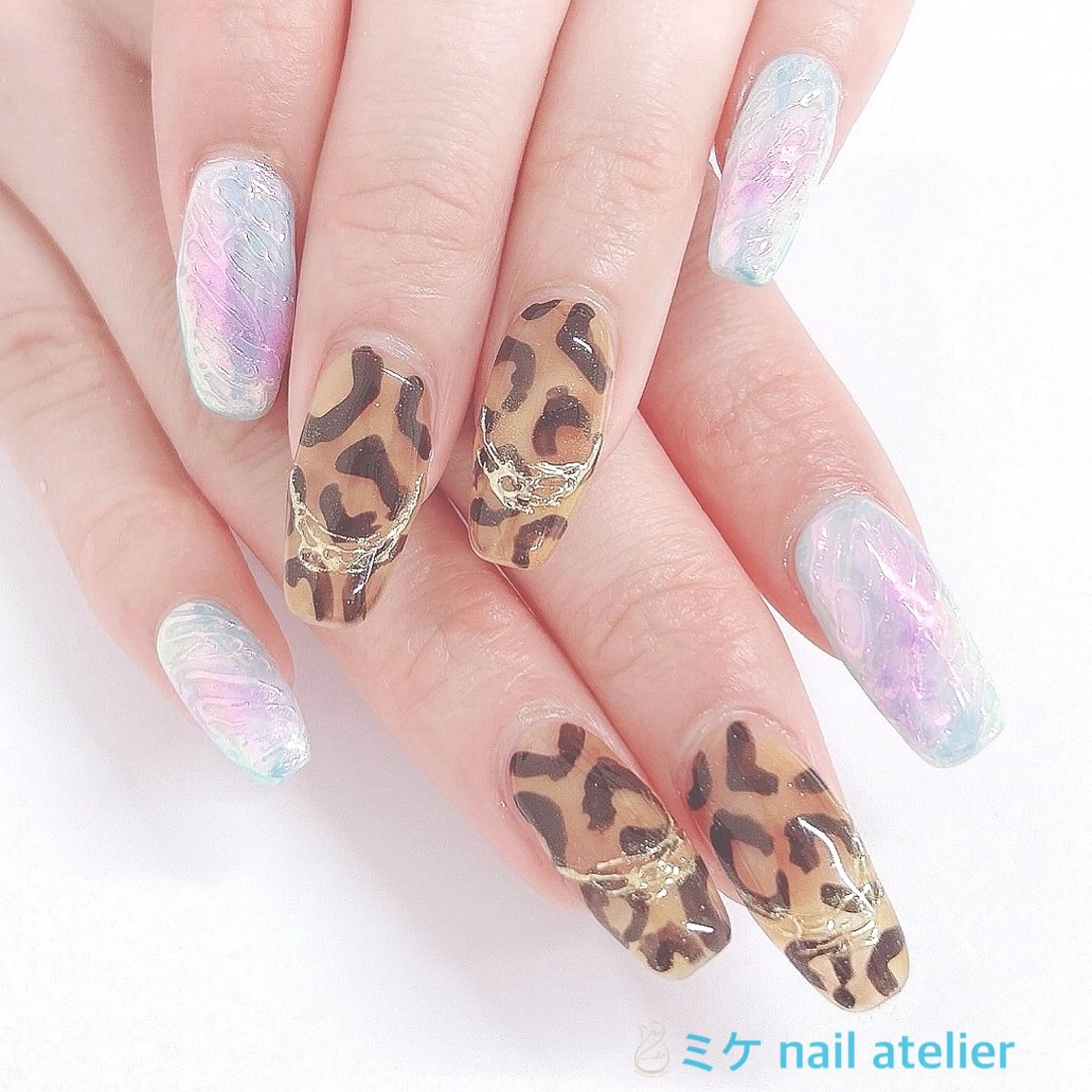 ネイル アニマル柄 アートネイル ジェルネイル ミラーネイル 持ち込み ハンドネイル h. rikaのネイルデザイン