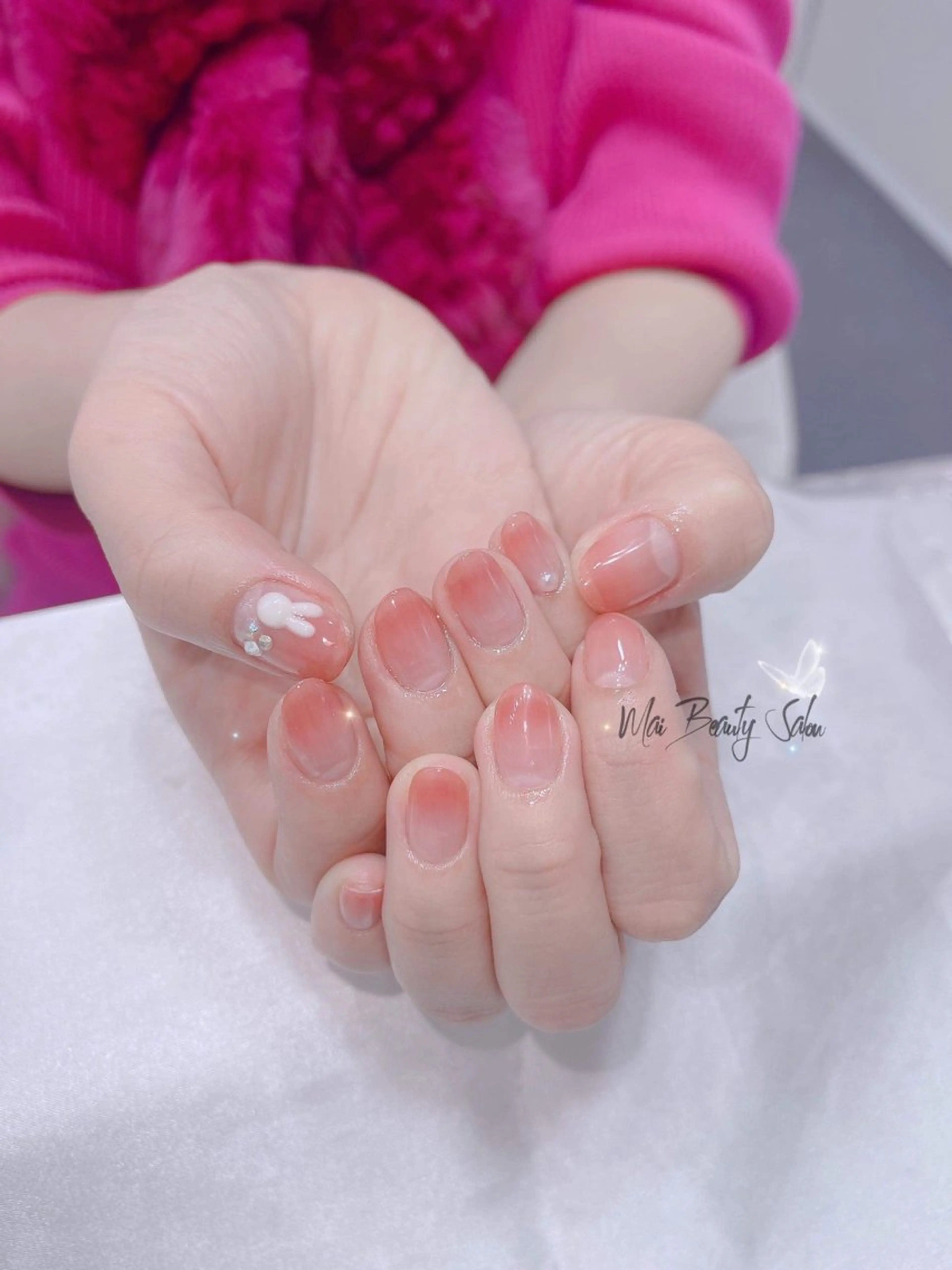 ネイル チークネイル ジェルネイル 韓国ネイル マグネットネイル パラジェル ハンドネイル MaiBeauty To  Toのネイルデザイン