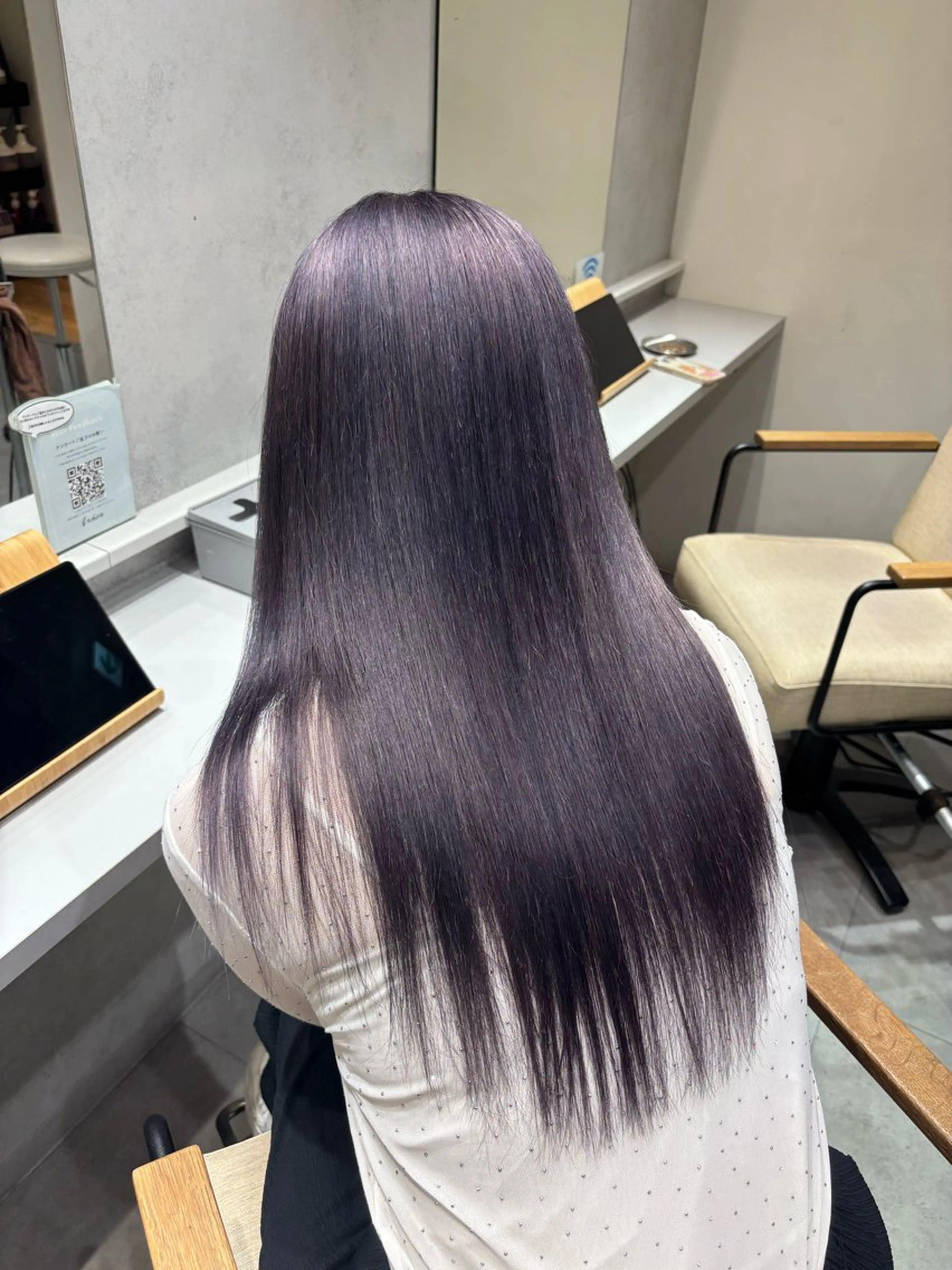 ロング ヘアカラー issei 梅田ハイトーン⭐️のヘアスタイル