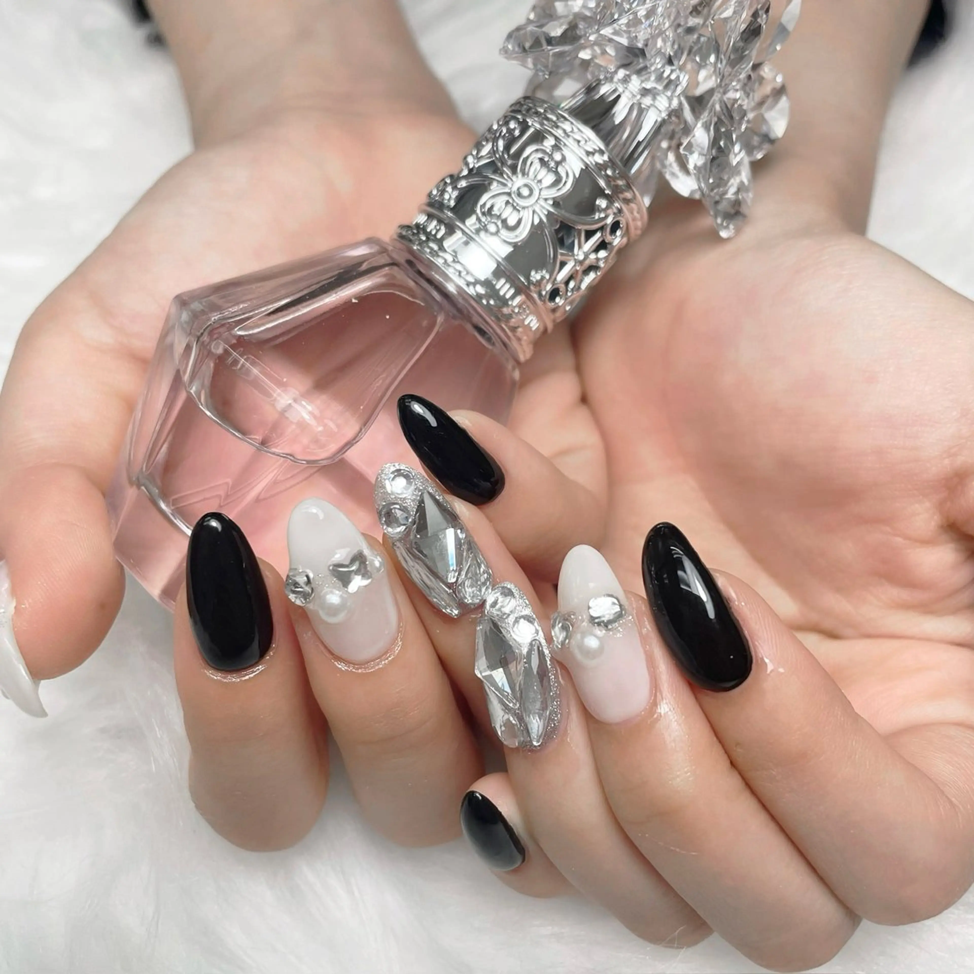 ネイル 持ち込み ハンドネイル PUERTO Renaのネイルデザイン