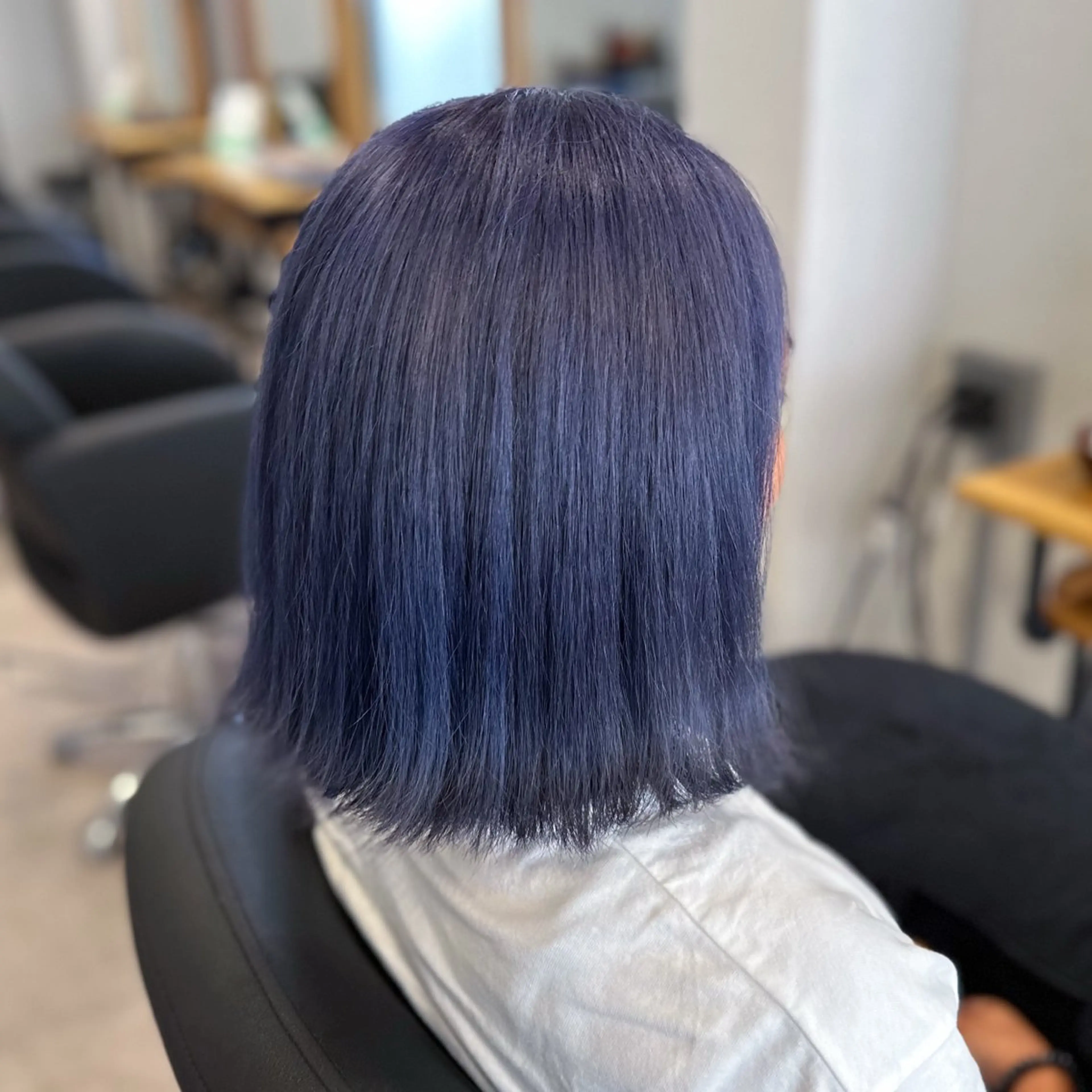 ミディアム カラー ブルーカラー ブルーバイオレット バイオレットカラー affect 上大岡所属・《髪質改善・縮毛矯正 /ブリーチ》坂本爽のヘアスタイル