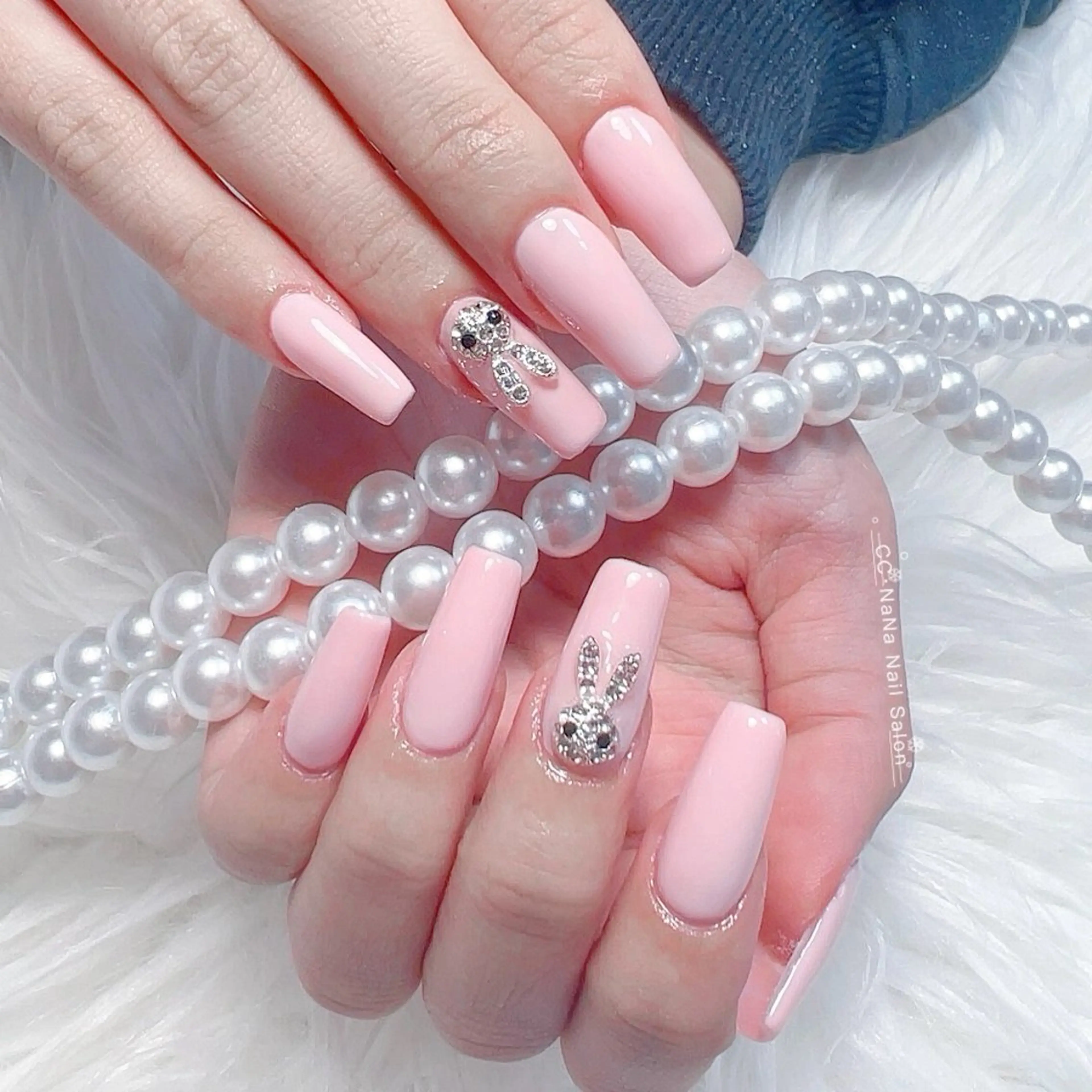 🉐【1日1名限定見れてる今お得】🧸10本アクリルスカルプ長さだしワンカラー+2本デザイン(2000円以内パーツ2個)の写真