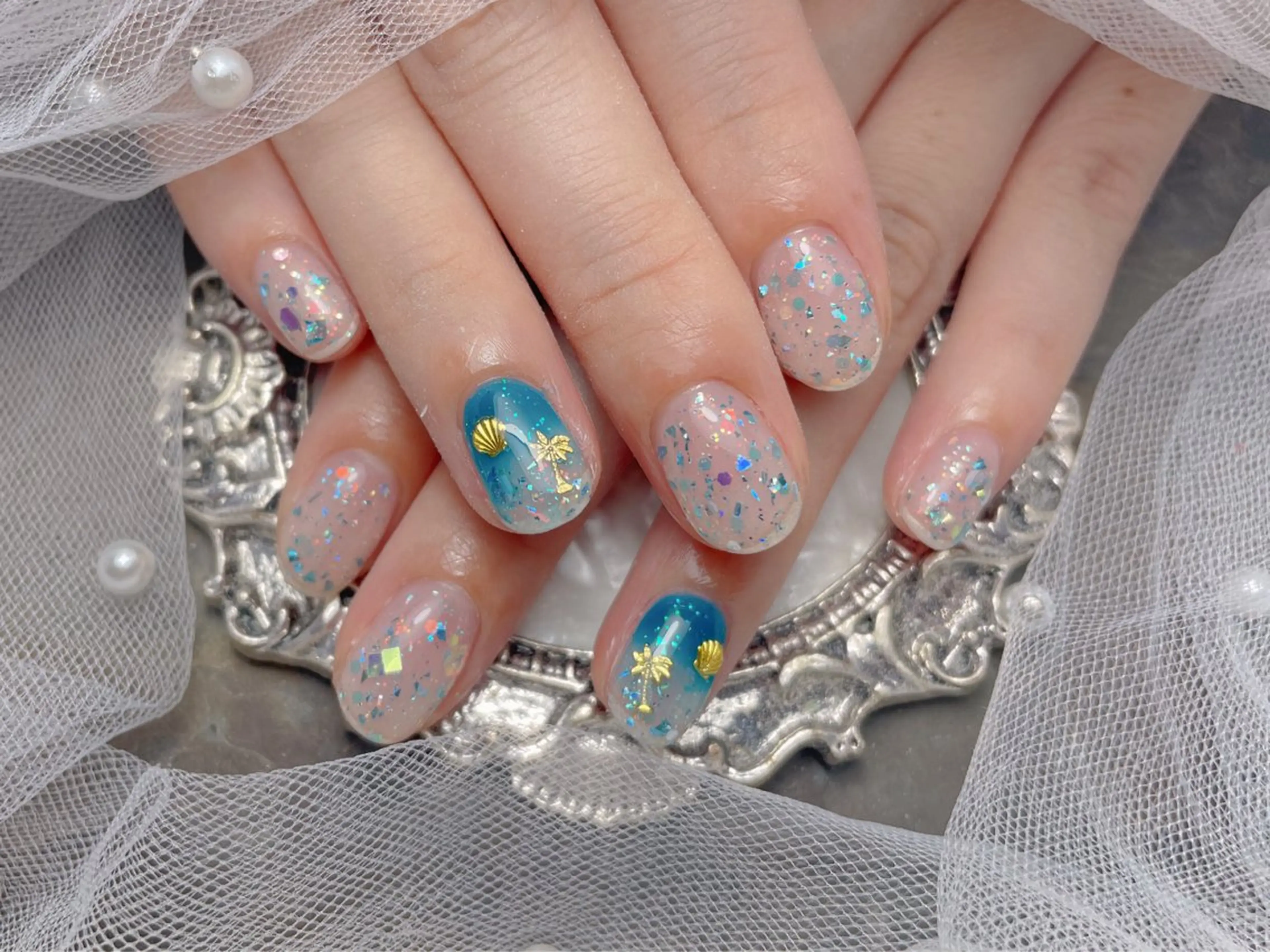 ネイル ハンドネイル マジックミラー所属・マジック ミラーのネイルデザイン