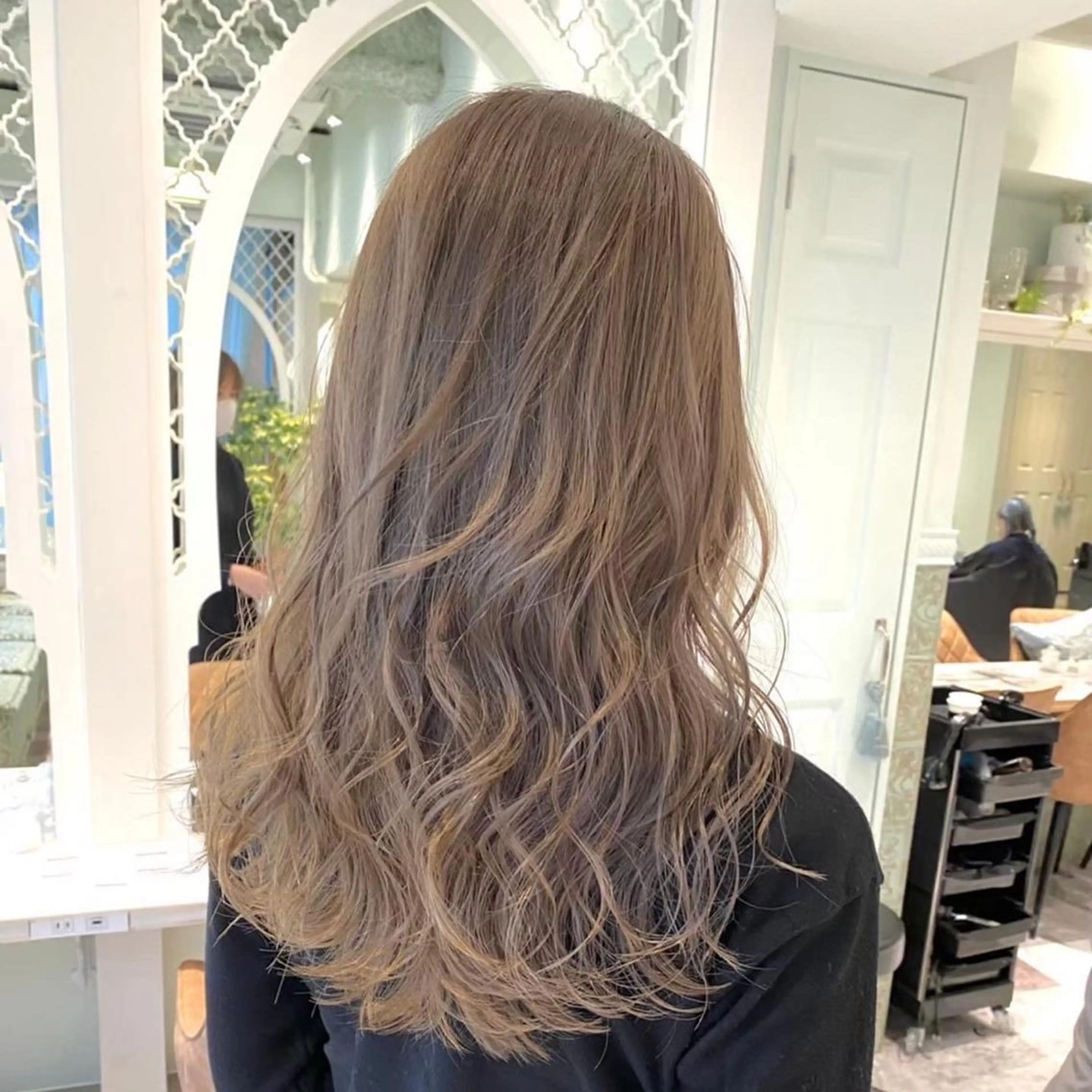 【12月限定🎅🎁】ケアブリーチありWカラー＋カット＋髪質改善TR🫧の写真