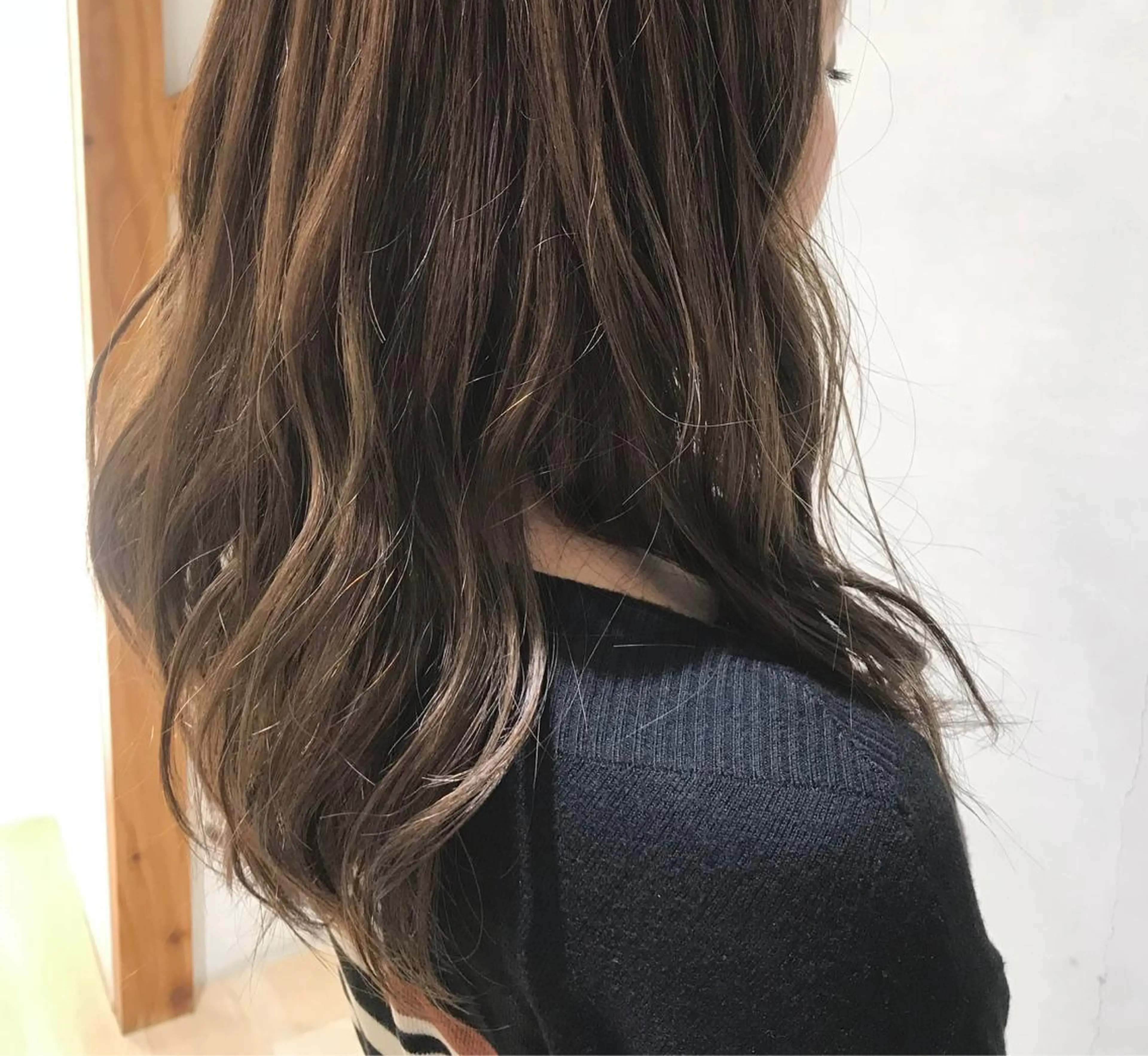 ロング カラー ベージュカラー ブリーチ 透明感カラー ブリーチなしカラー ブリーチ/レイヤー 🌻Mutsumiのヘアスタイル