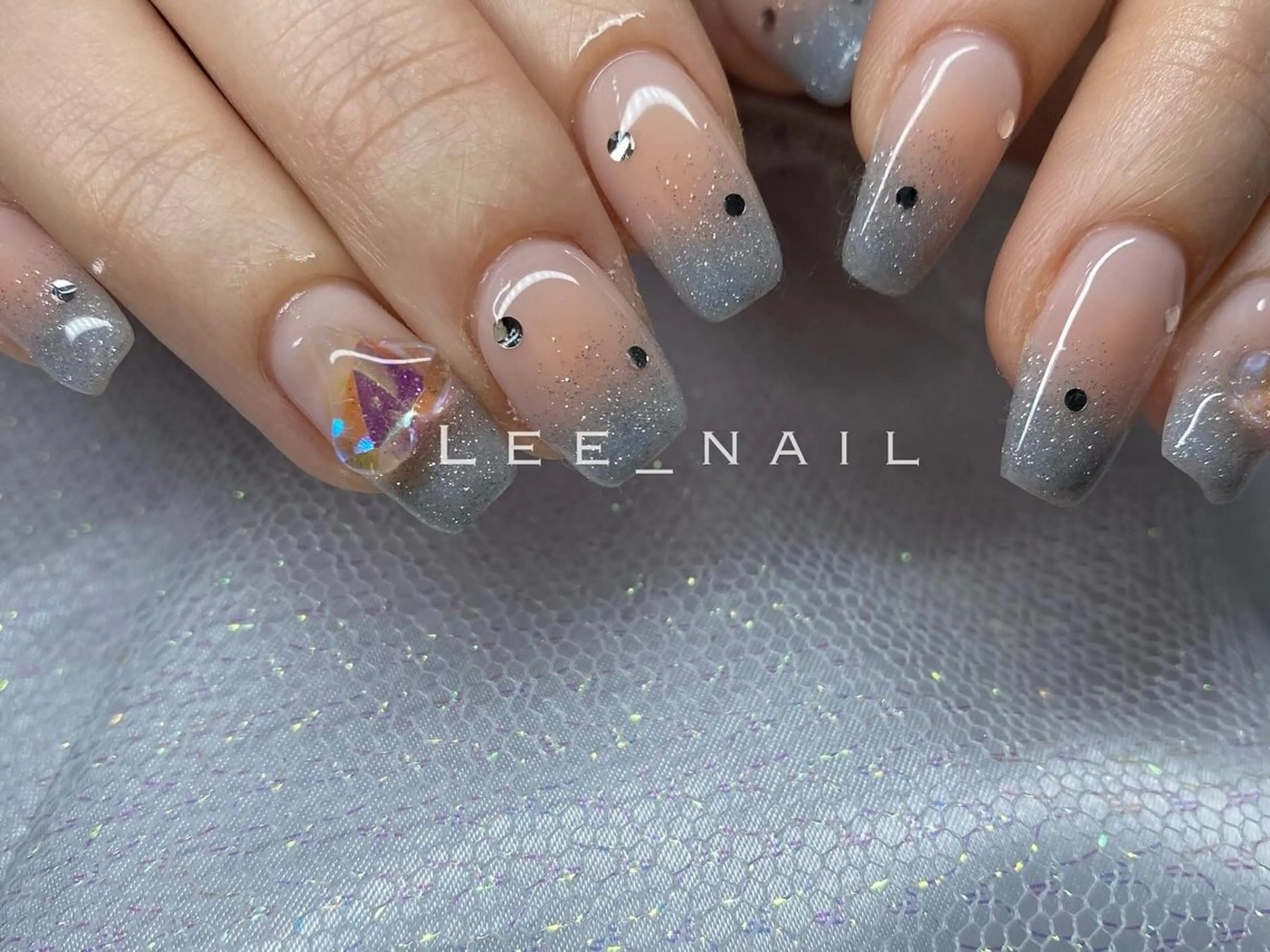 ネイル チークネイル フラッシュネイル ハンドネイル Lee_ nailのネイルデザイン