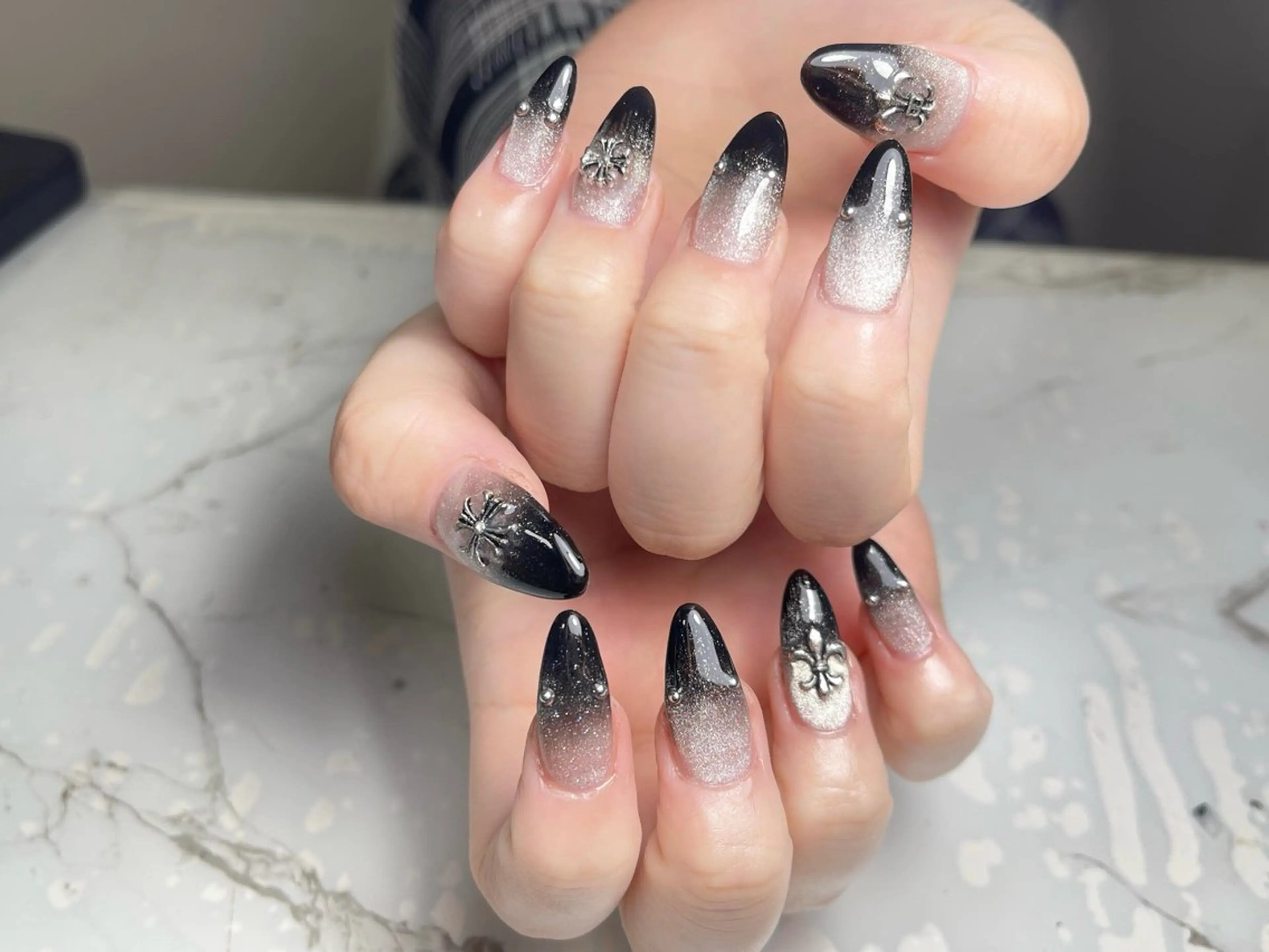 ネイル アートネイル フレンチネイル ジェルネイル グラデーション 韓国ネイル ハンドネイル ハンドケア さくら💮💮 【オフ無料】のネイルデザイン