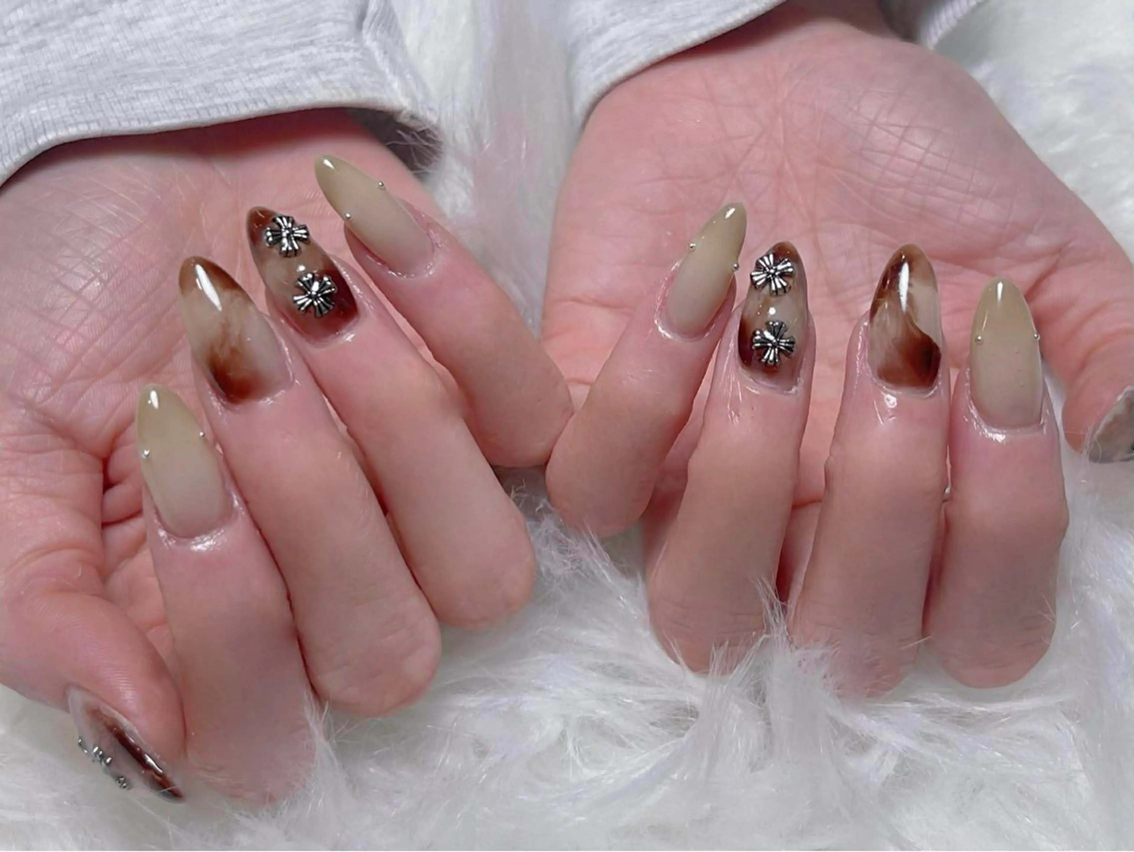 ネイル ボルドー チークネイル 長さ出し フレンチネイル ジェルネイル アンアンBelle Nail Salonのネイルデザイン