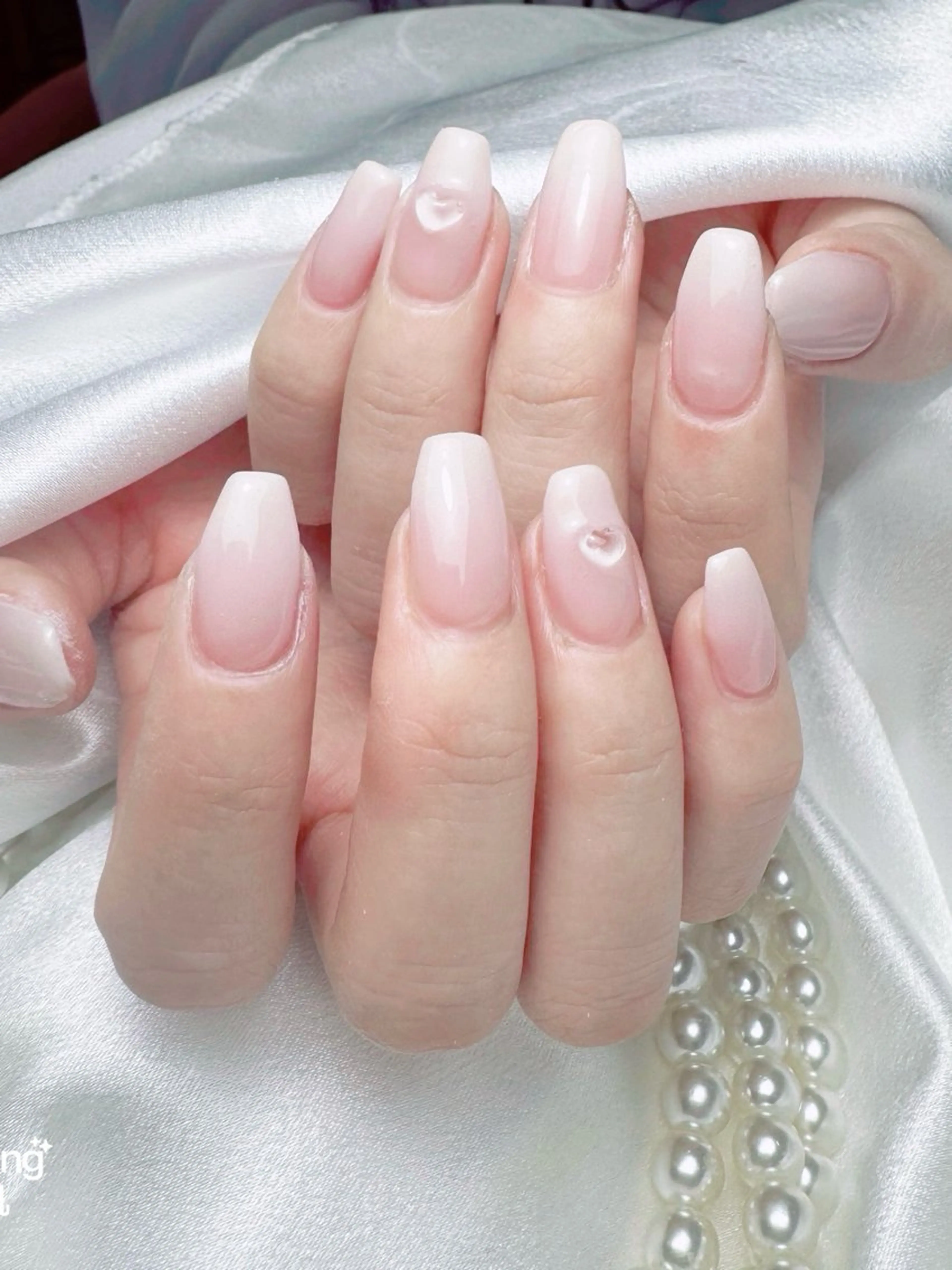 ネイル ハンドネイル ネイルサロン lotusのネイルデザイン