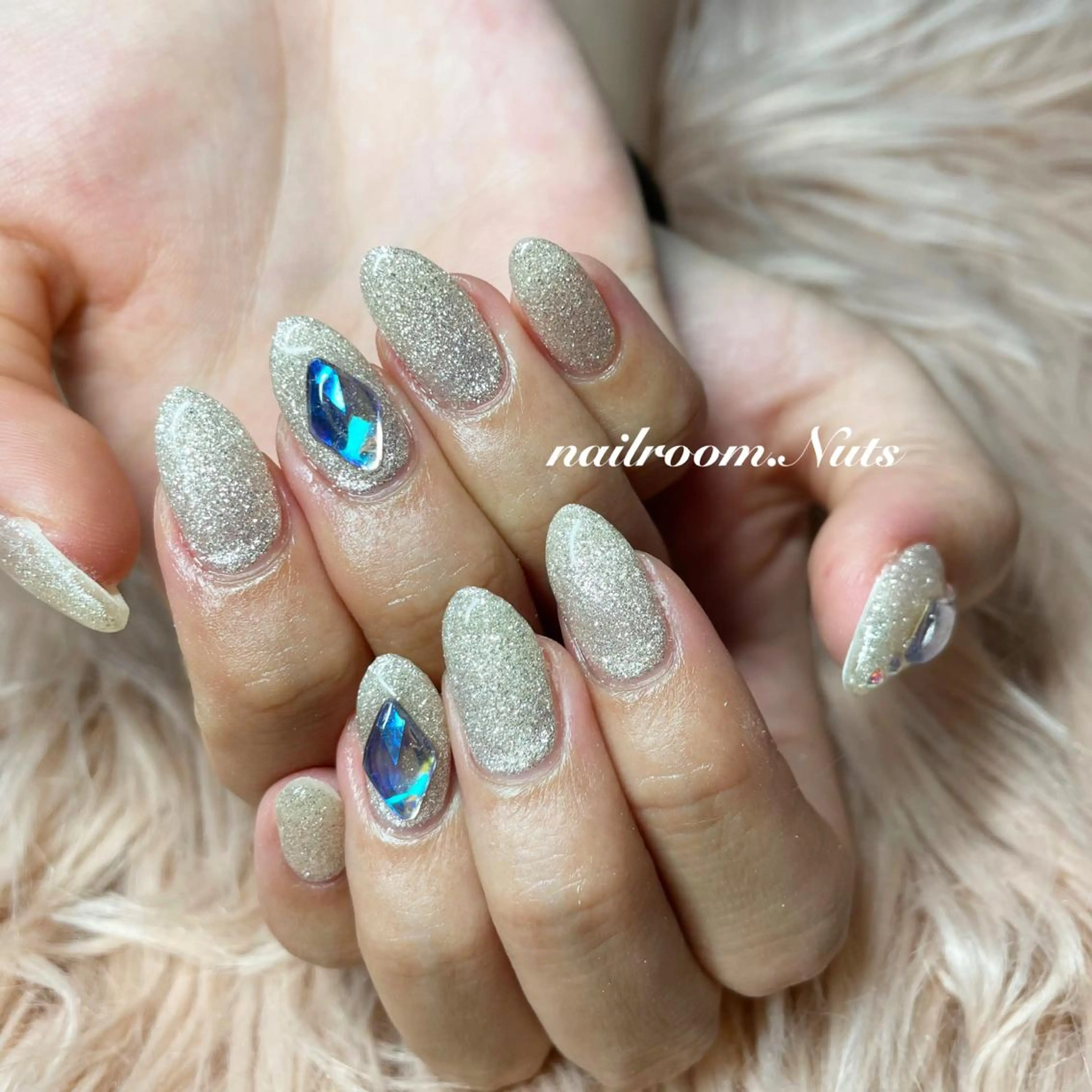 ネイル ハンドネイル nailsalon Nutsのネイルデザイン