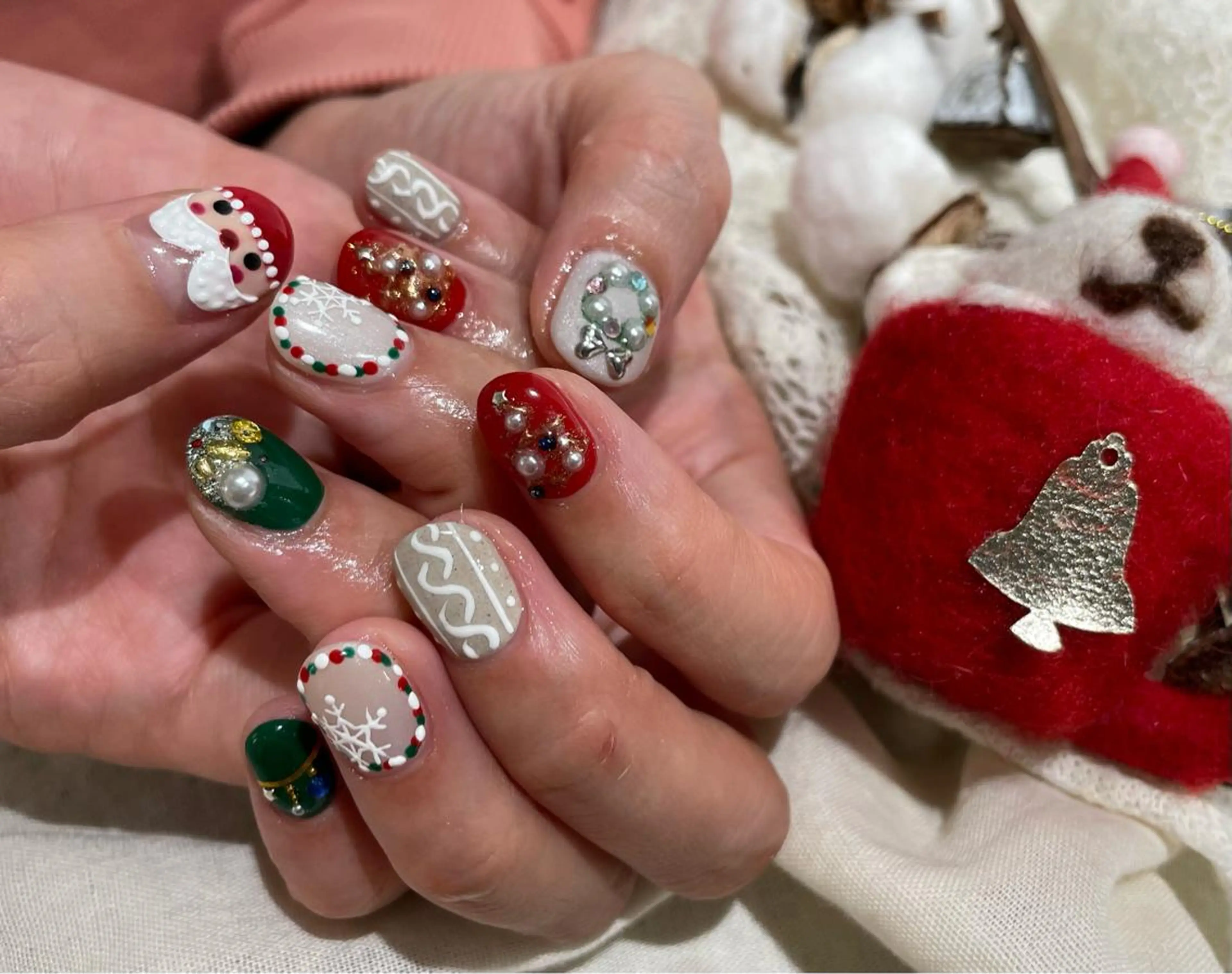 ショート m kaori𓃟のネイルデザイン