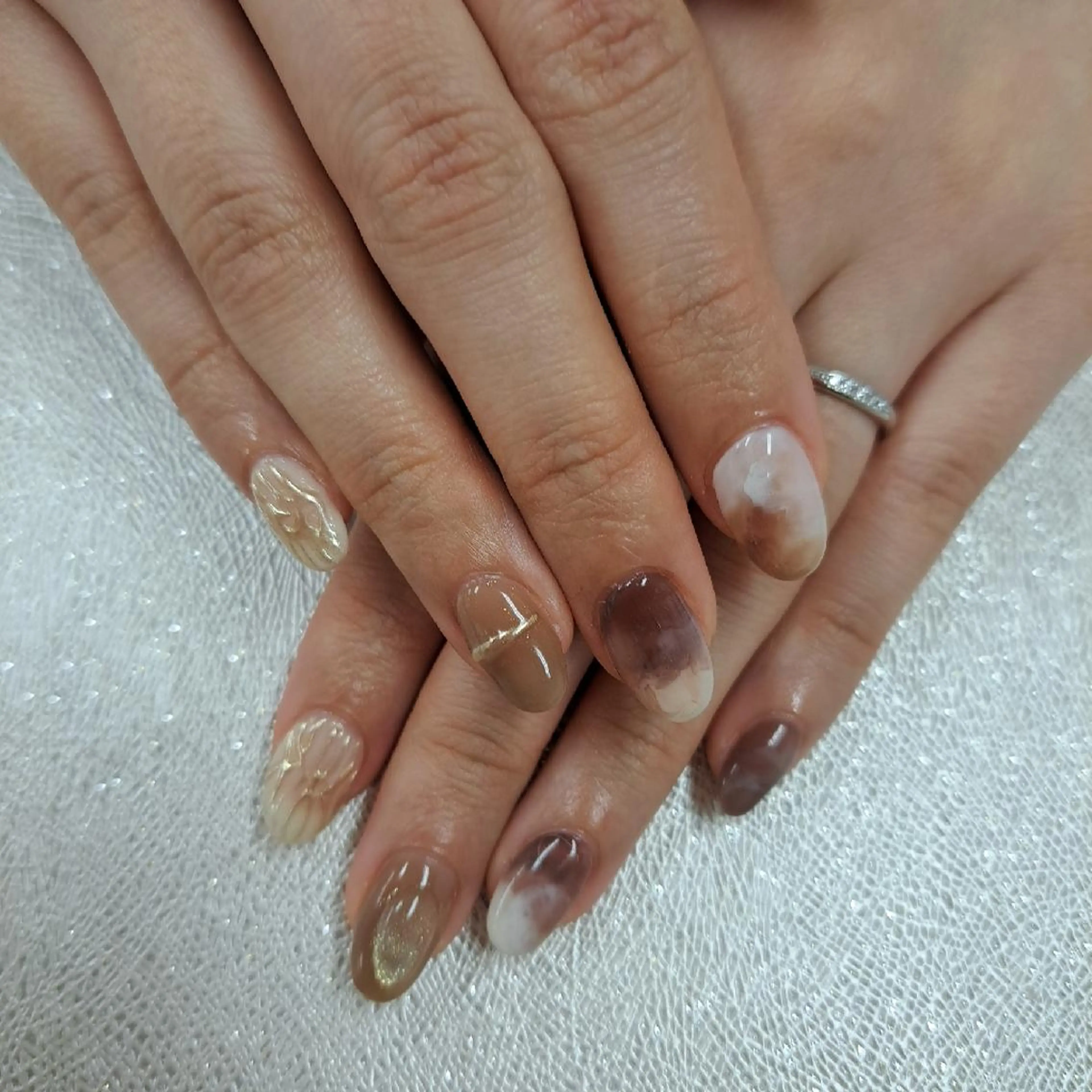 ネイル アートネイル ジェルネイル 持ち込み ニュアンスネイル パラジェル 河野ちえ (雑誌掲載サロン)のネイルデザイン