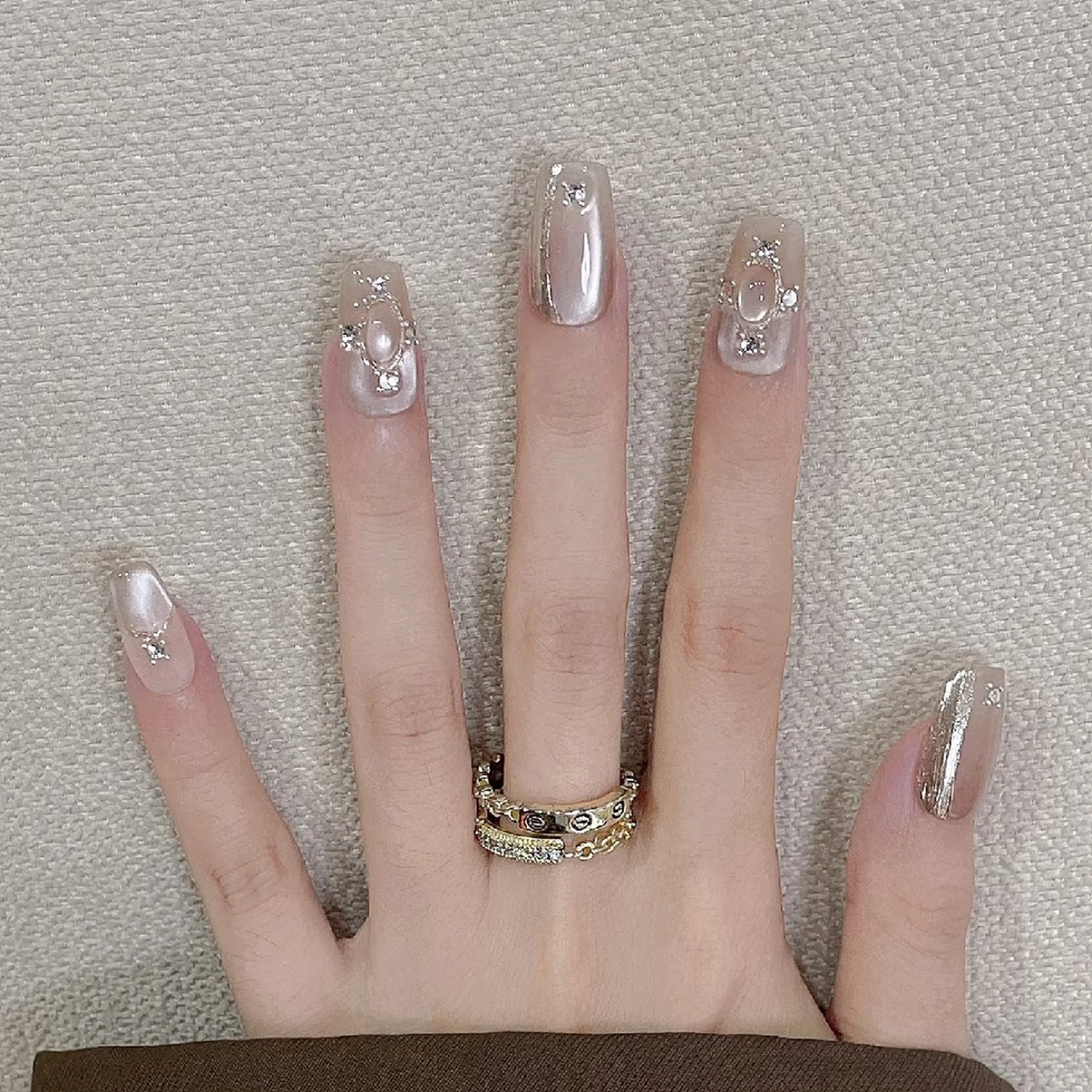 ネイル 鈴木 彩星のネイルデザイン