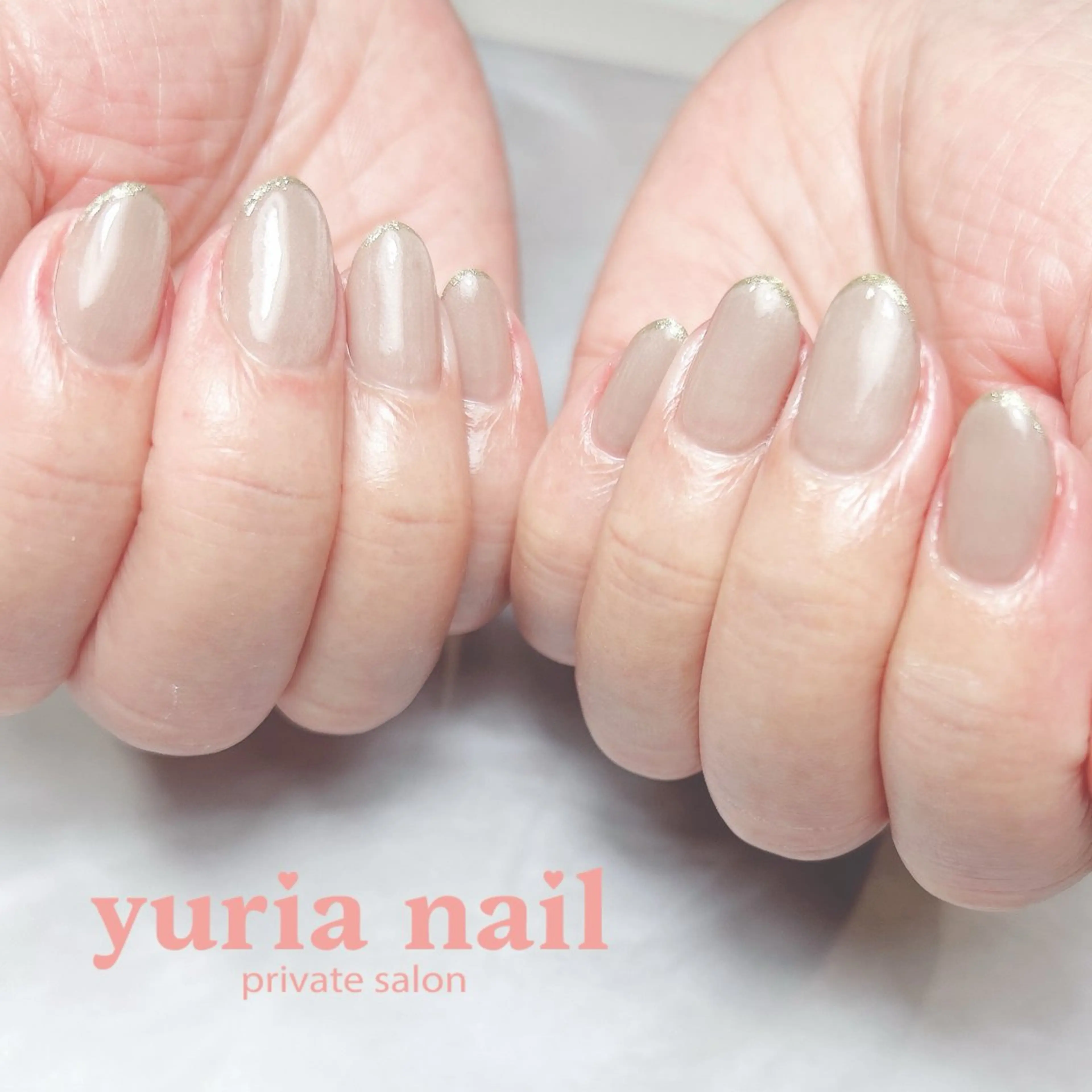 ネイル アートネイル ジェルネイル ゴールド マグネットネイル オフィスネイル ハンドネイル 小林 ゆりあのネイルデザイン