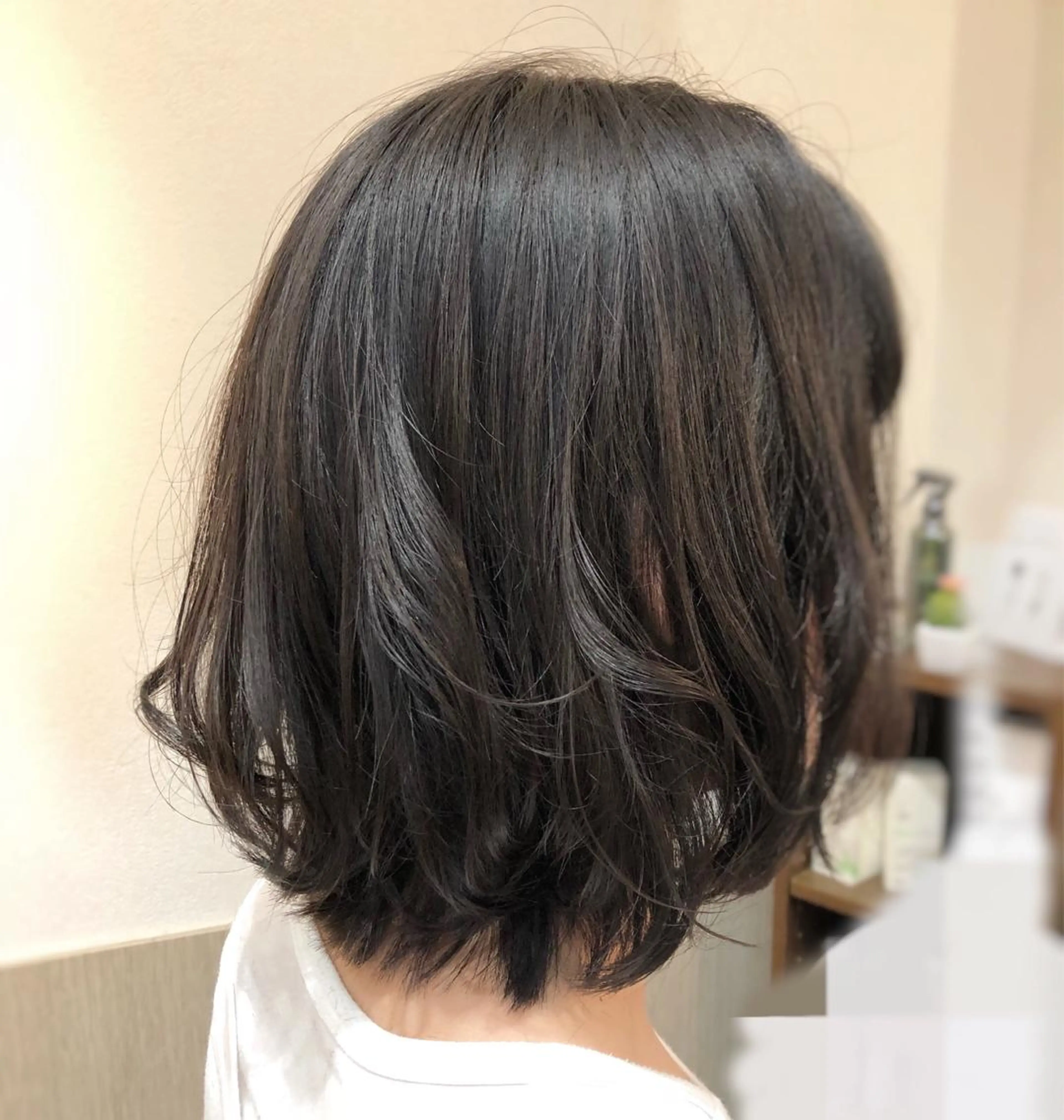 ミディアム パーマ MOLLA 浅香山店所属・谷口ゆめ/縮毛矯正/ 大人女子/眉ワックスのヘアスタイル