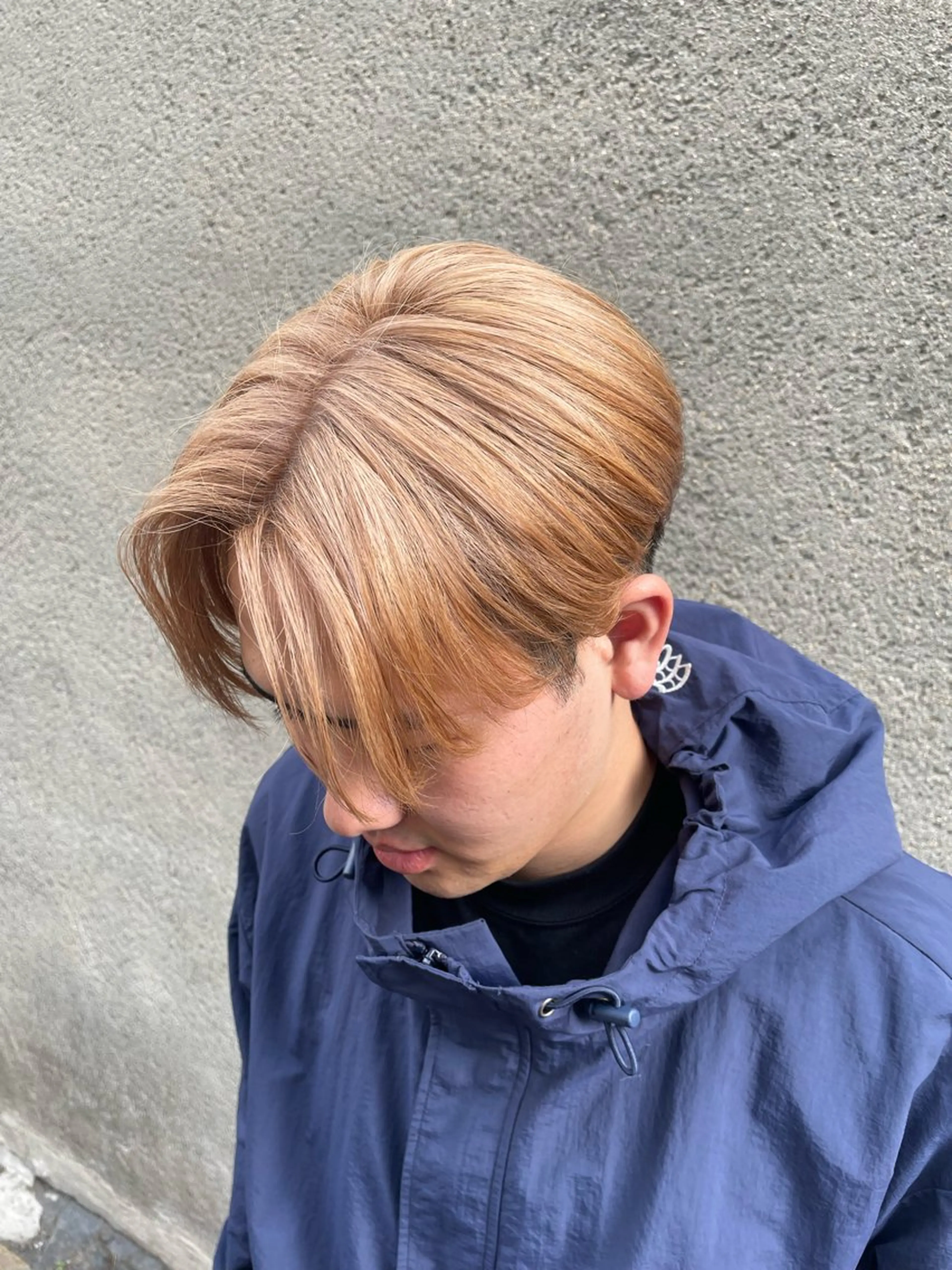 カラー メンズ センターパート 刈り上げ ベージュカラー ダブルカラー 外国人風カラー ヘアカラー 慎太朗/パーマ/ボブ /センターパートのヘアスタイル