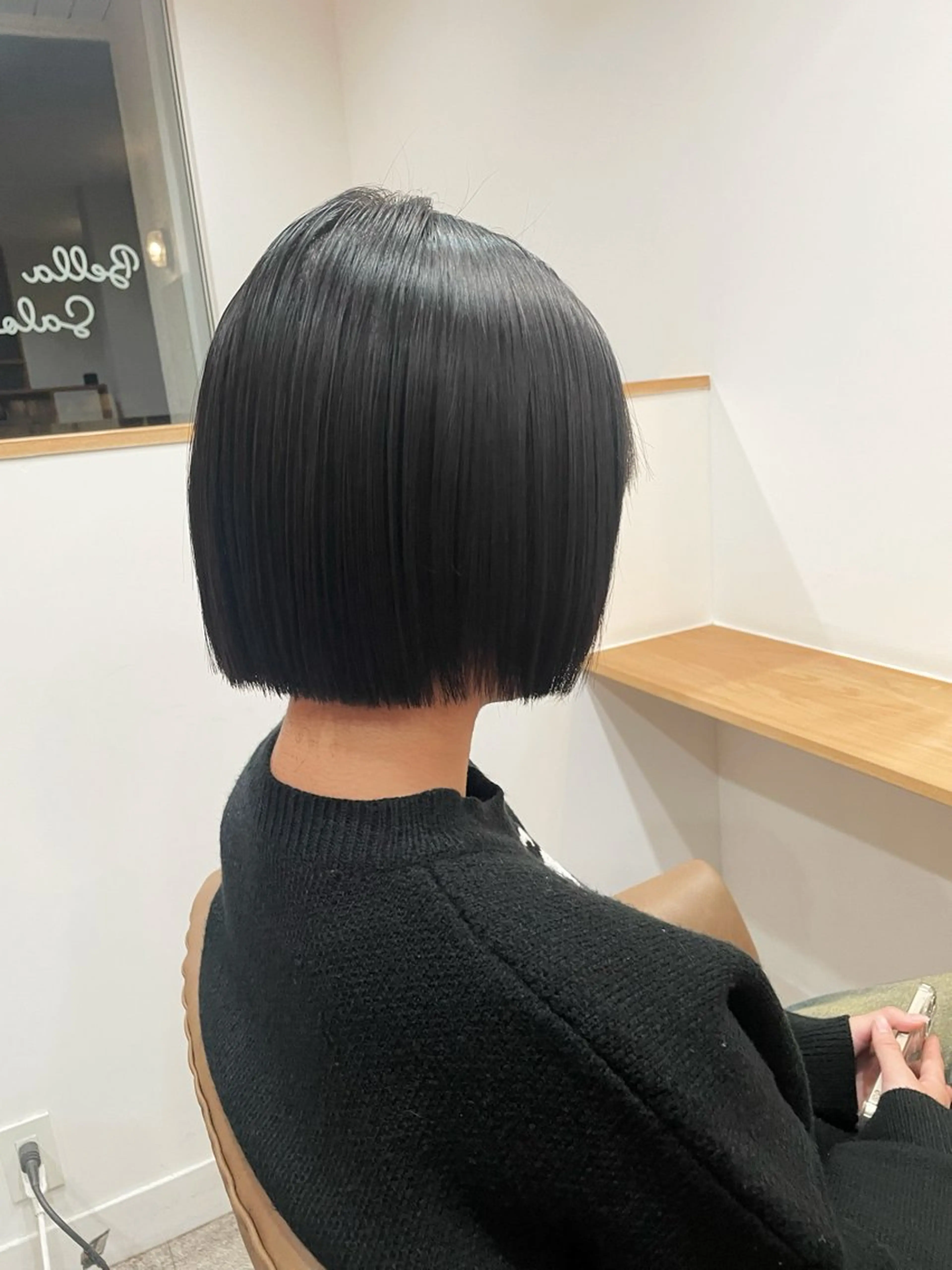 ショート 切りっぱなしボブ ボブ 縮毛矯正 Bella Salon所属・福井 悠のヘアスタイル