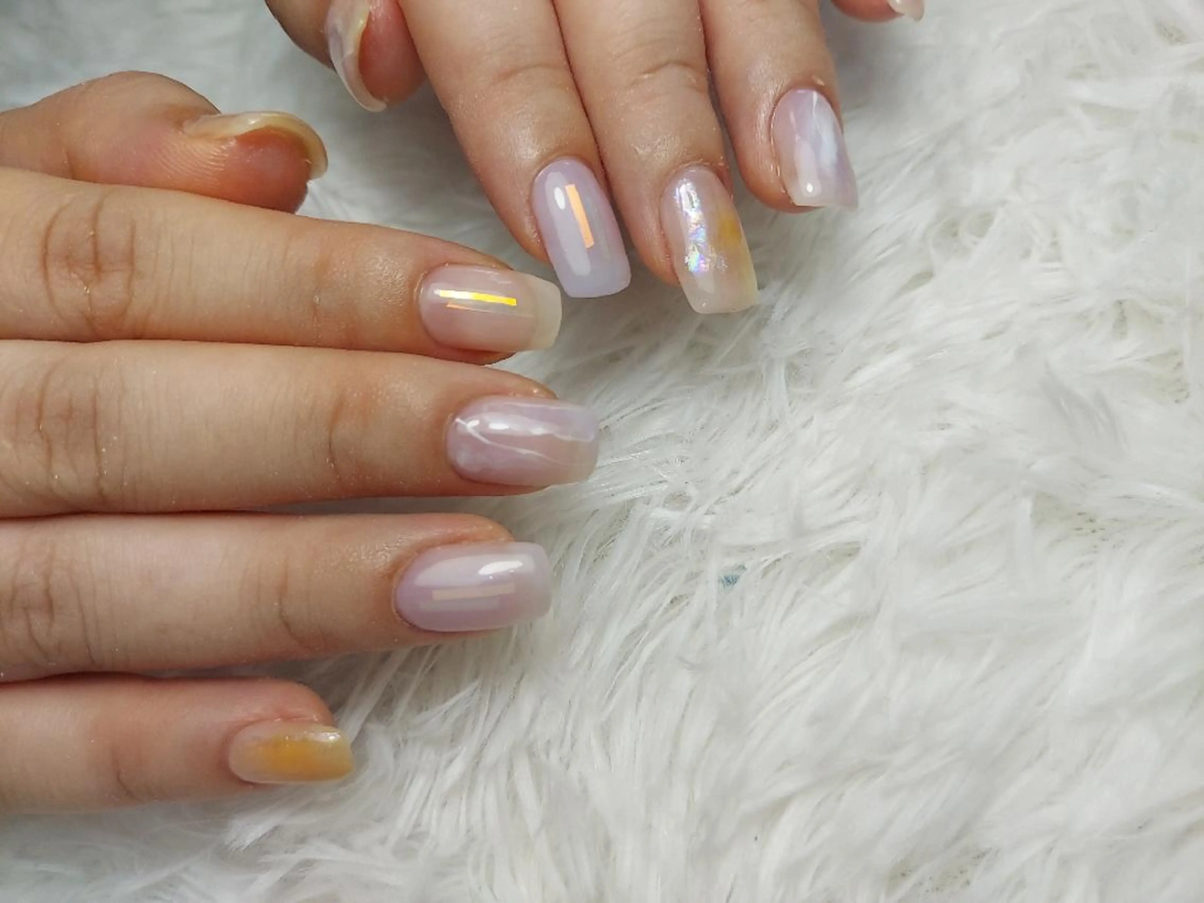 ネイル オーロラネイル ハンドネイル Nailspeace Omalyのネイルデザイン