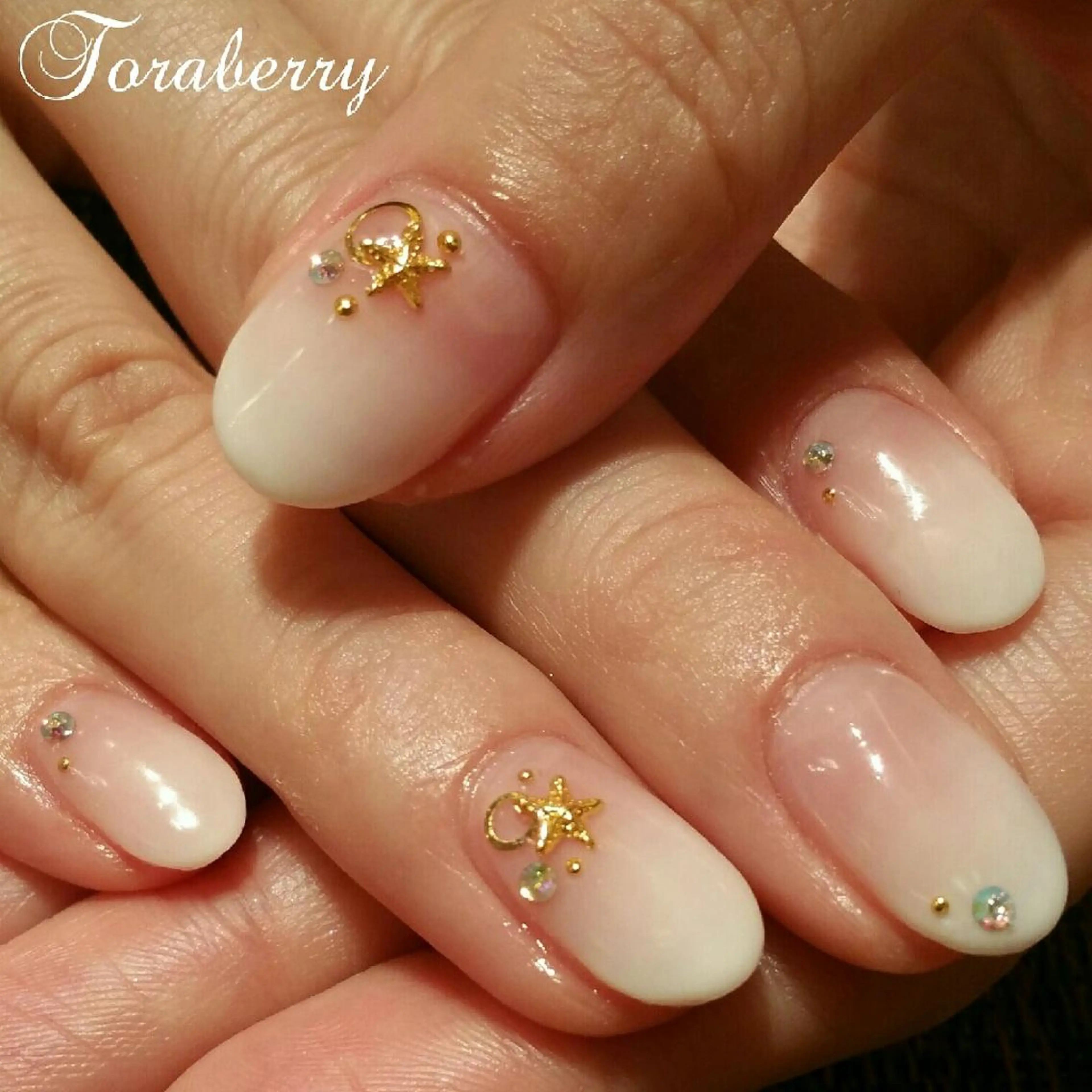 ネイル グラデーション ネイリスト なつみのネイルデザイン