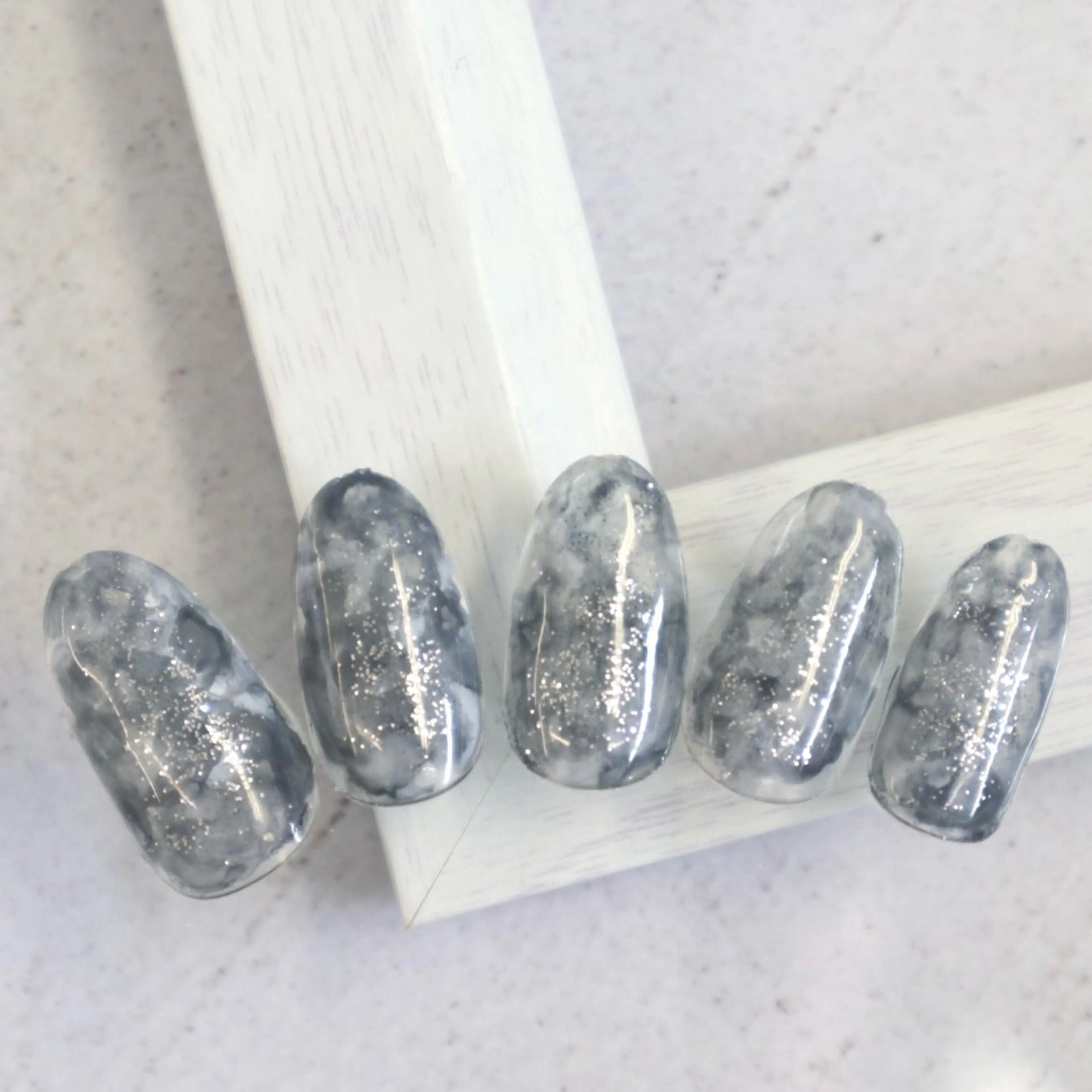 ネイル L‘ねいる 江坂店 エルネイルエサカテンのネイルデザイン