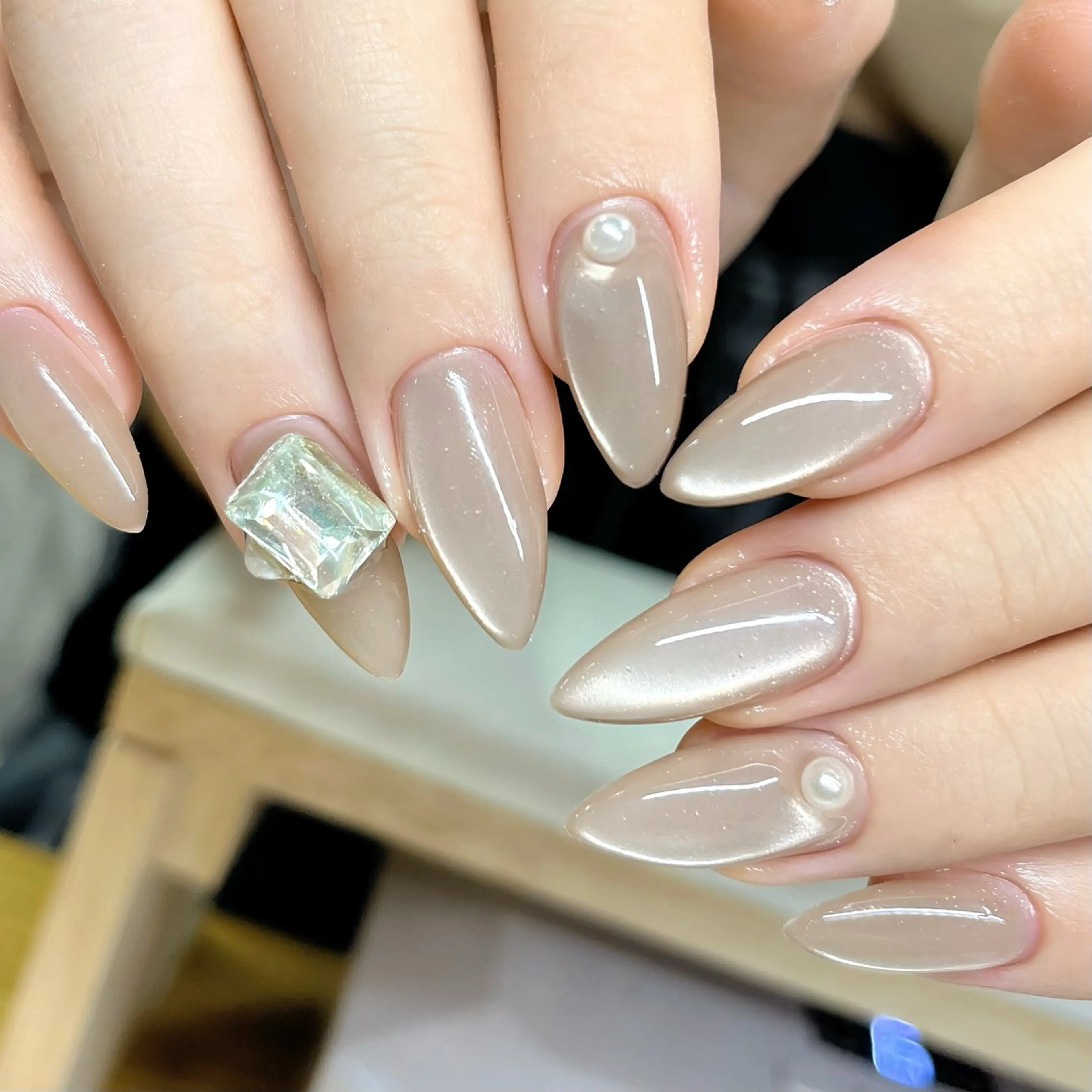 ネイル 長さ出し グラデーション ラメ(グリッター) ラメグラデーション マグネットネイル ハンドネイル 🫧OPELIA NAIL渋谷🫧のネイルデザイン