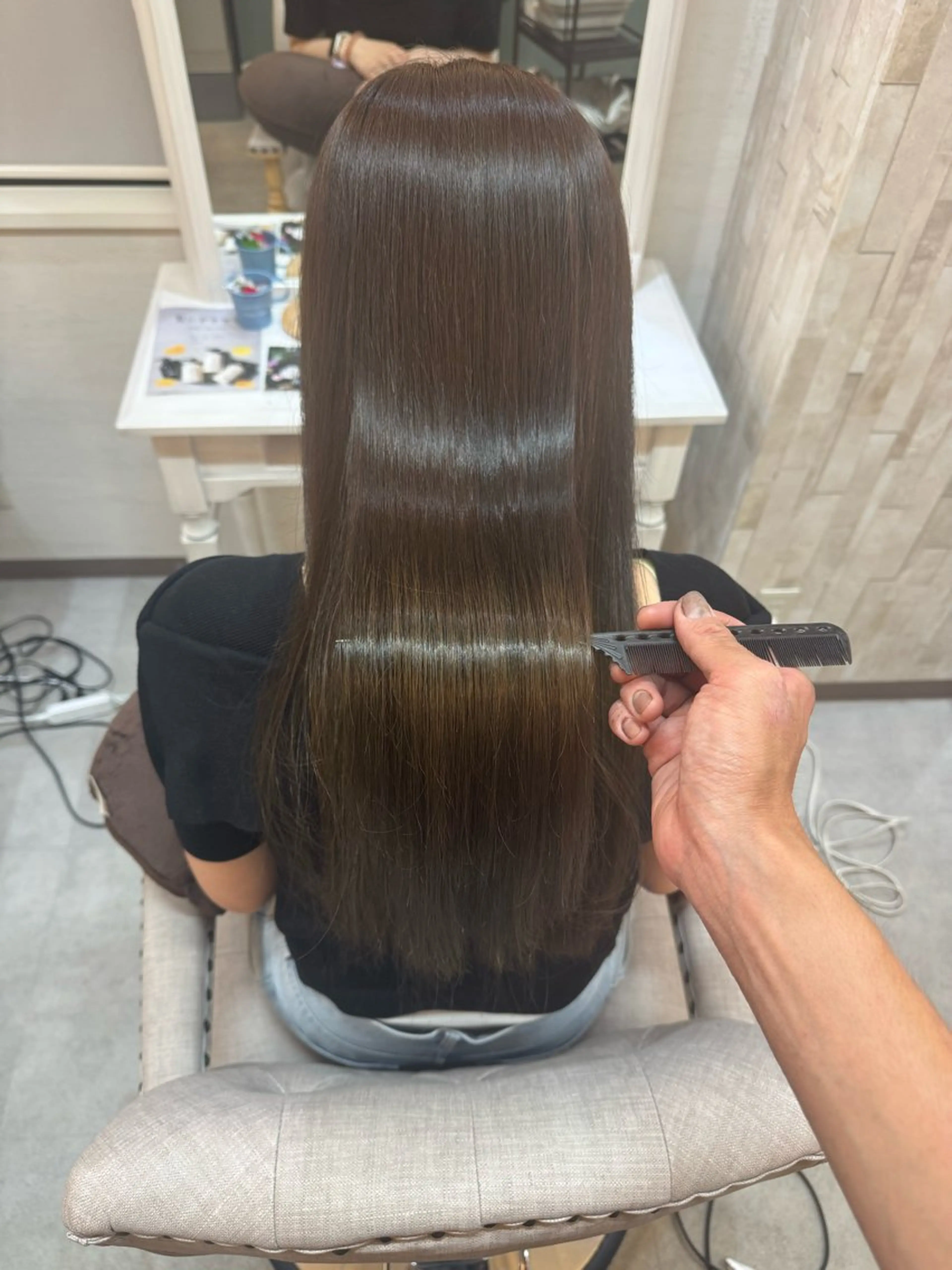 ロング カラー ヘアカラー 三瓶 龍皇のヘアスタイル