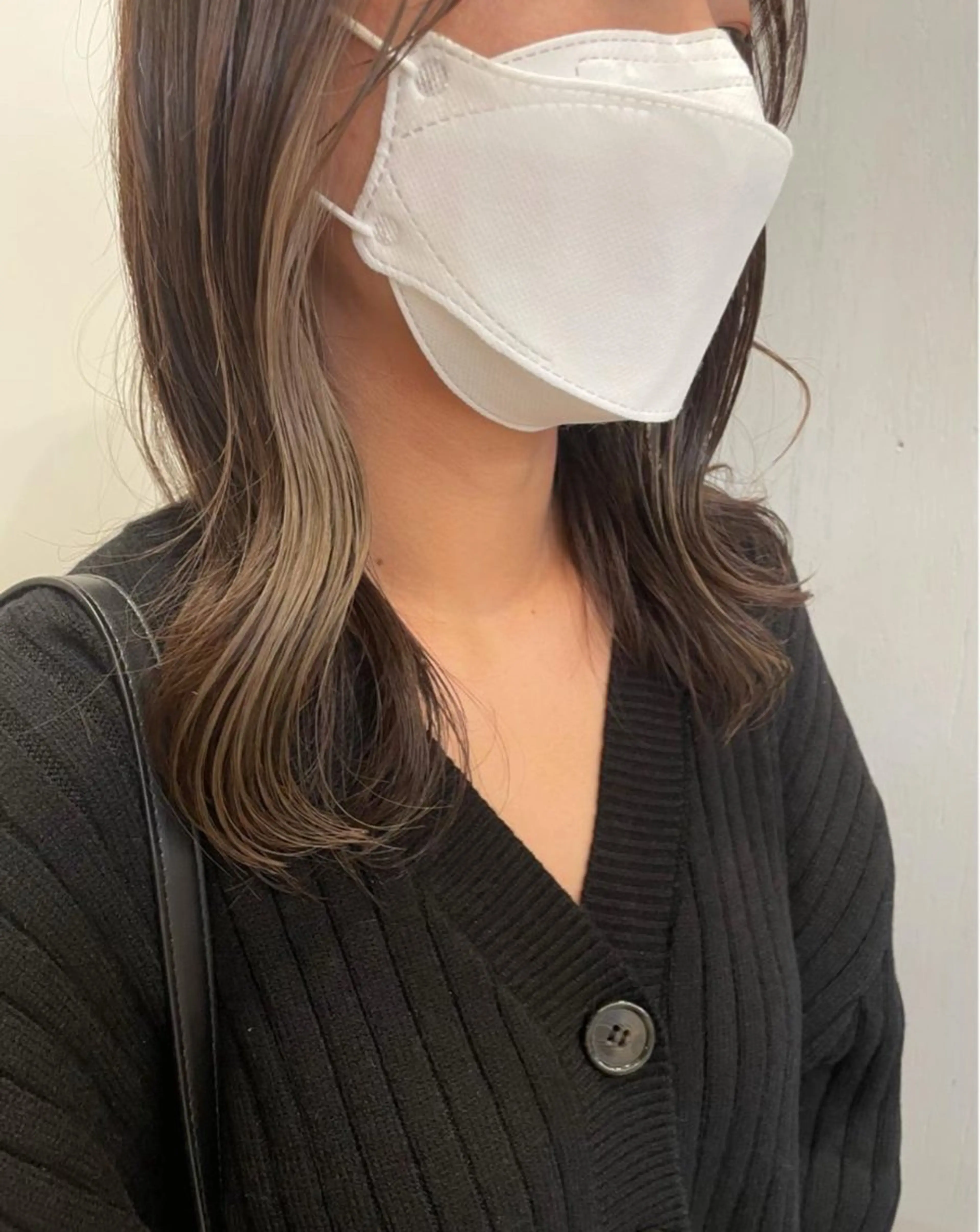 ブリーチインナーカラー＋髪質改善トリートメント長さによってはロング料金がかかります。の写真