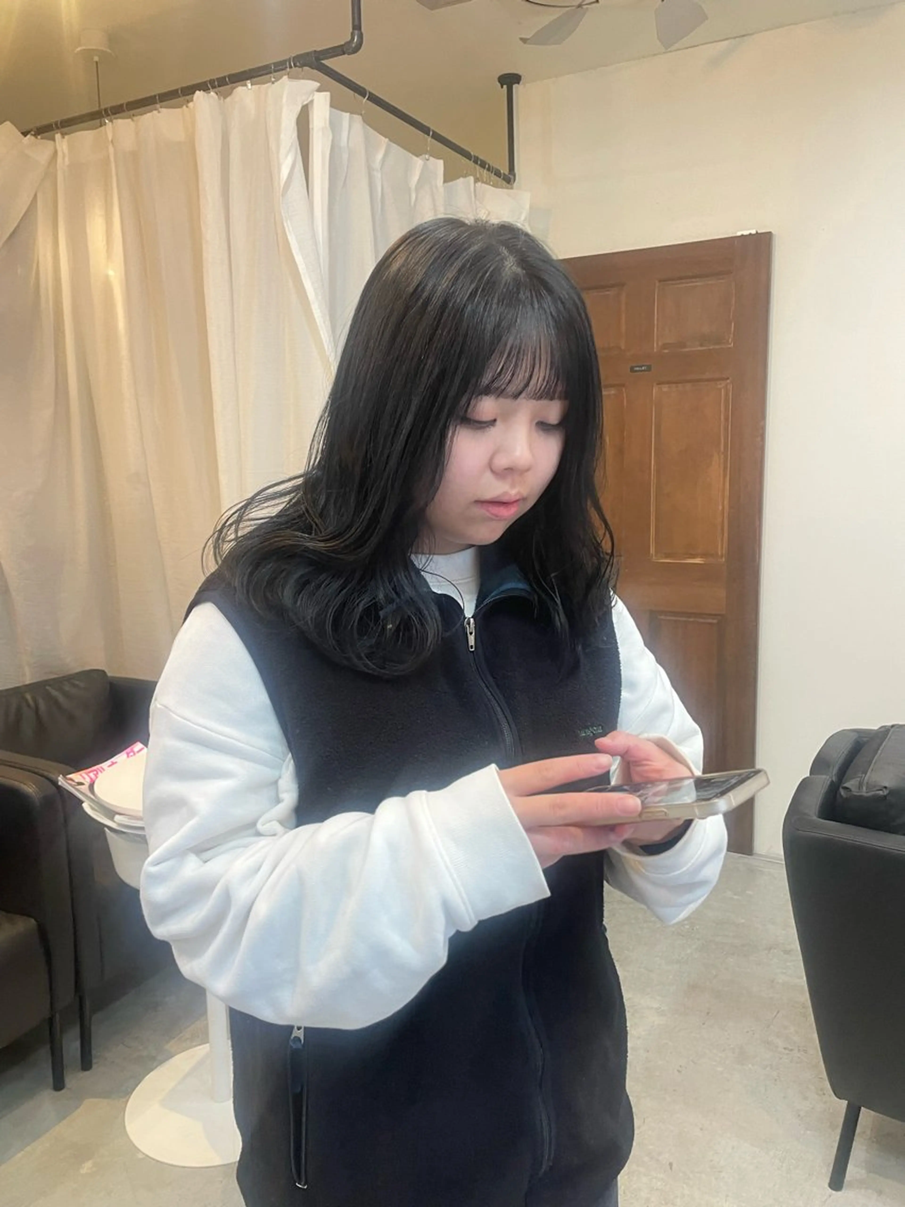 ミディアム カット ヘアカラー 顔周りカット 🎀サヤカ🎀のヘアスタイル