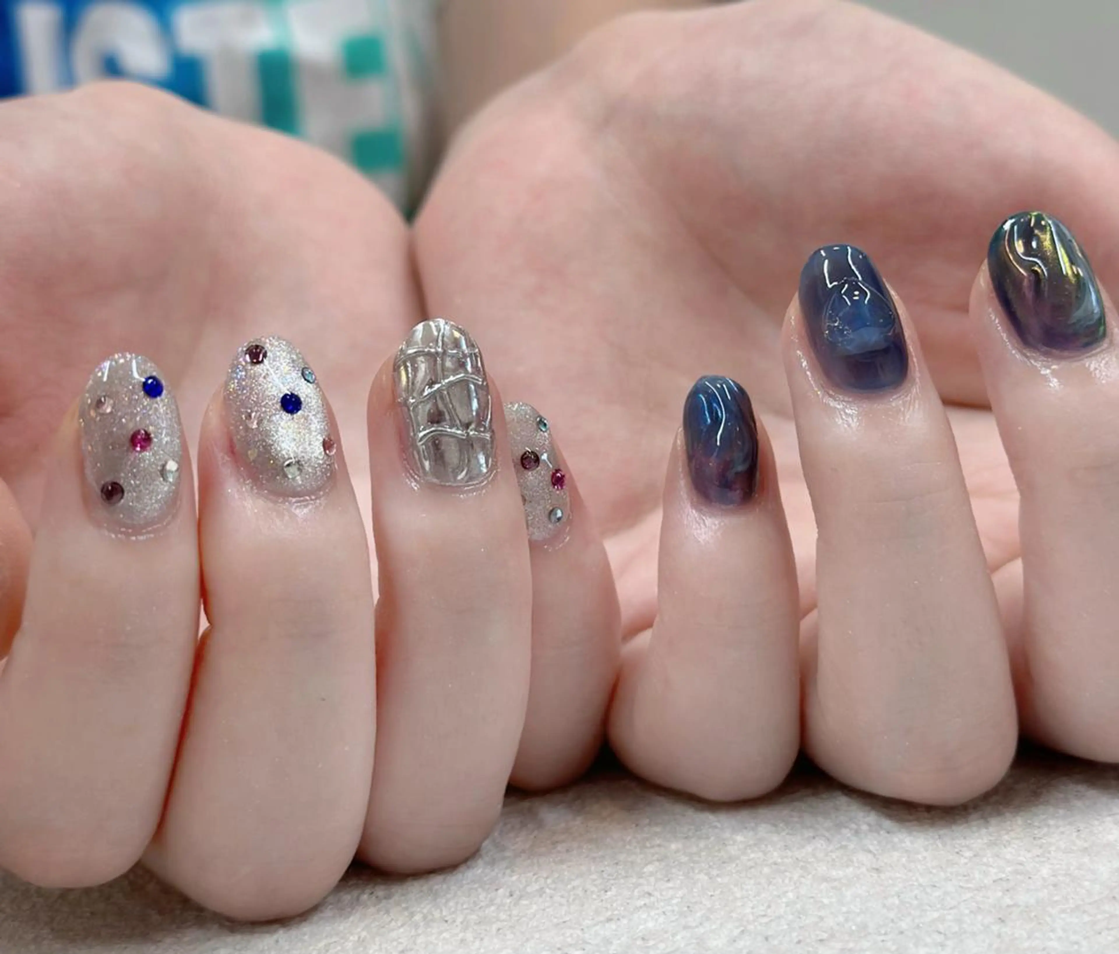 ネイル フットネイル ジェルネイル マグネットネイル 持ち込み ワンカラーネイル ハンドネイル ANA 168 池袋のネイルデザイン