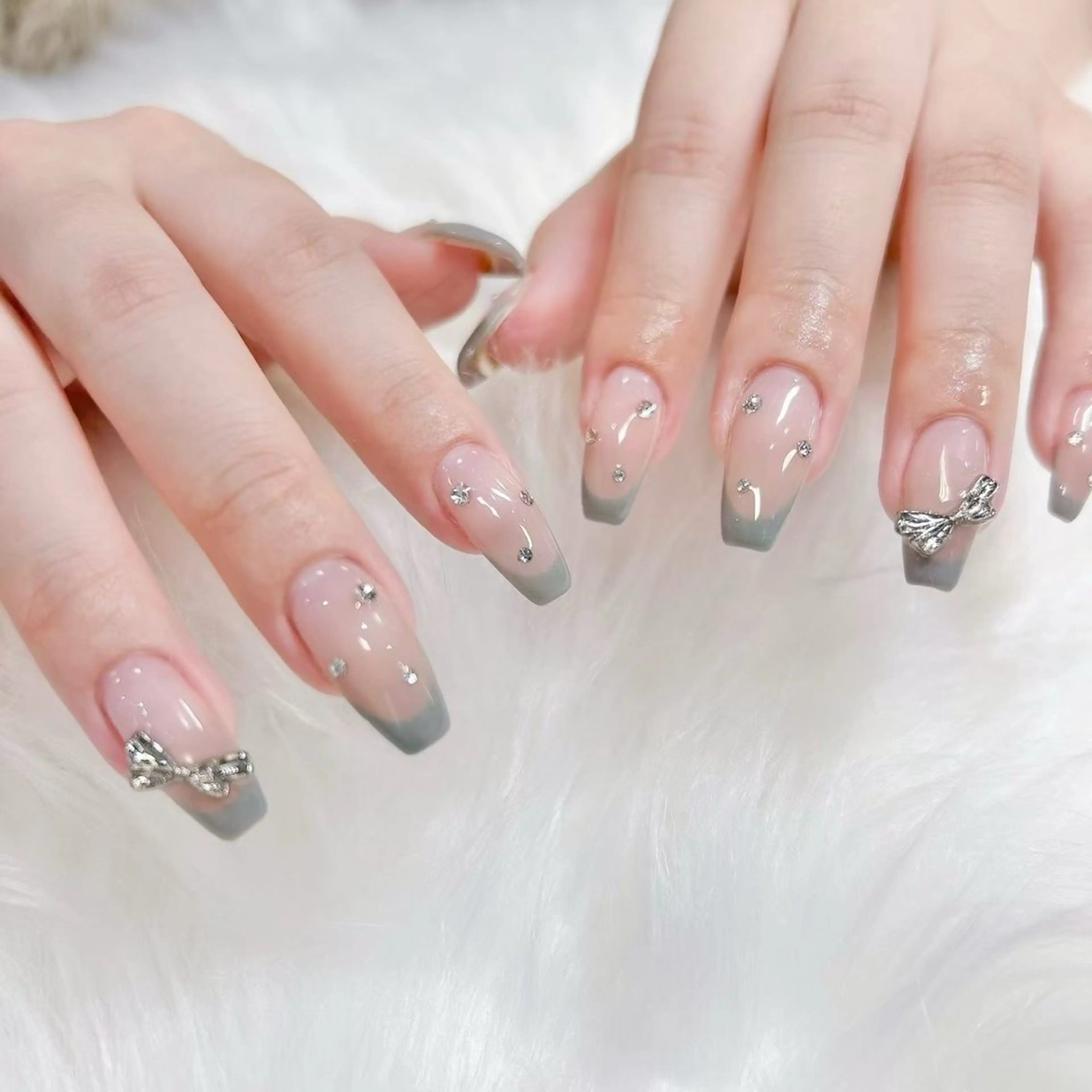 ネイル 江川 茉里香のネイルデザイン