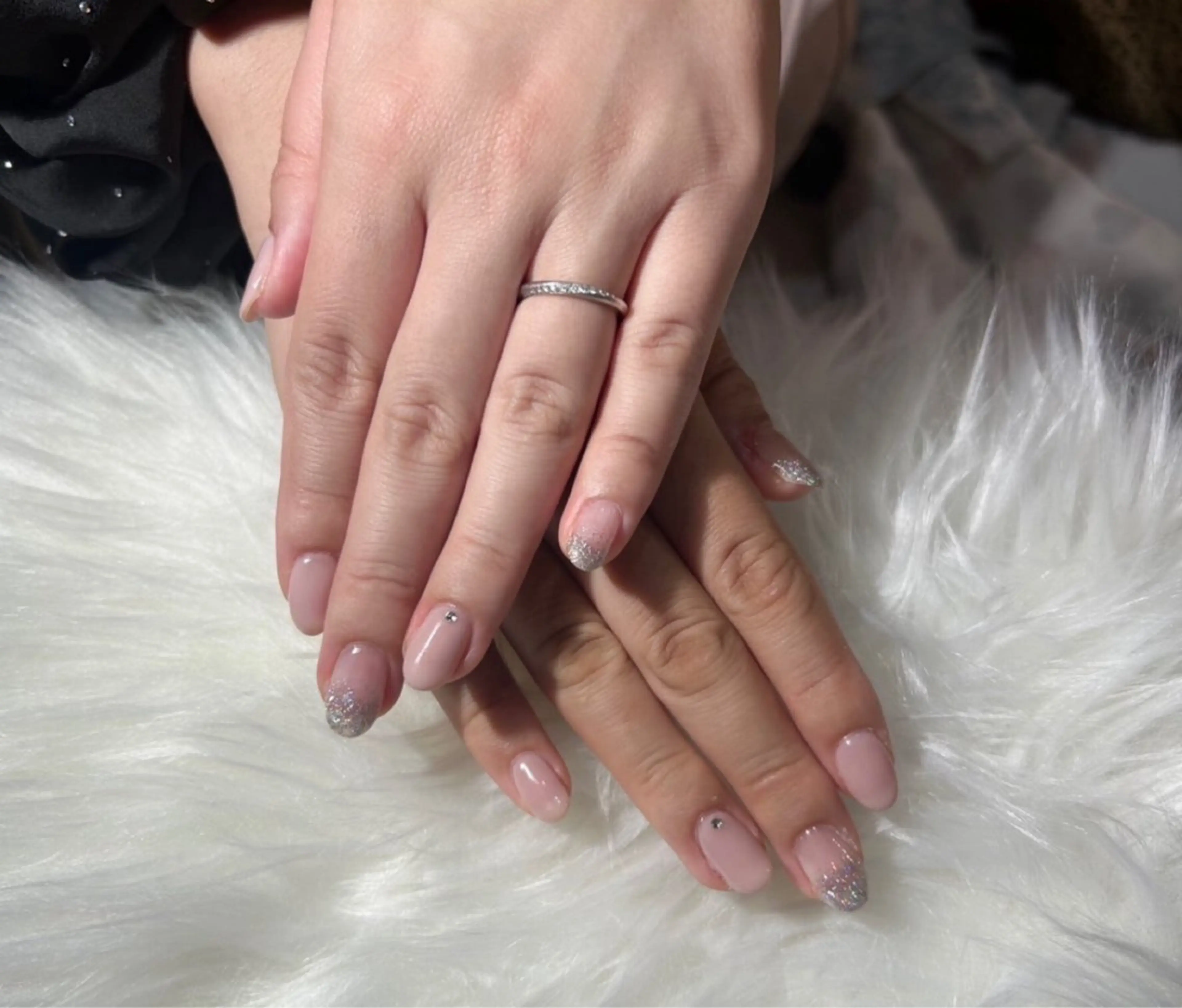 ネイル オフィスネイル 冨田 茉優のネイルデザイン