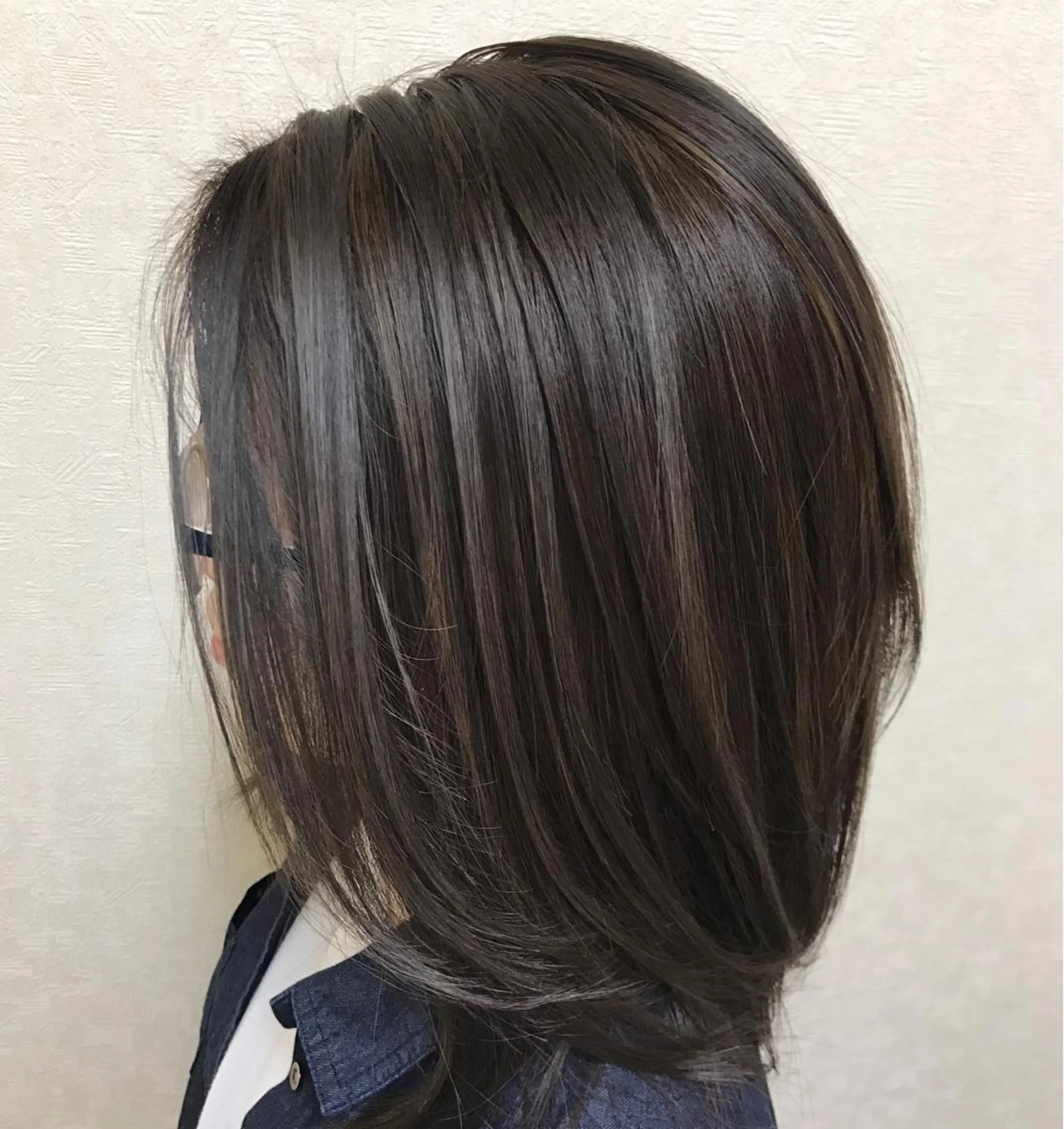 ミディアム カラー Parfait 山本のヘアスタイル