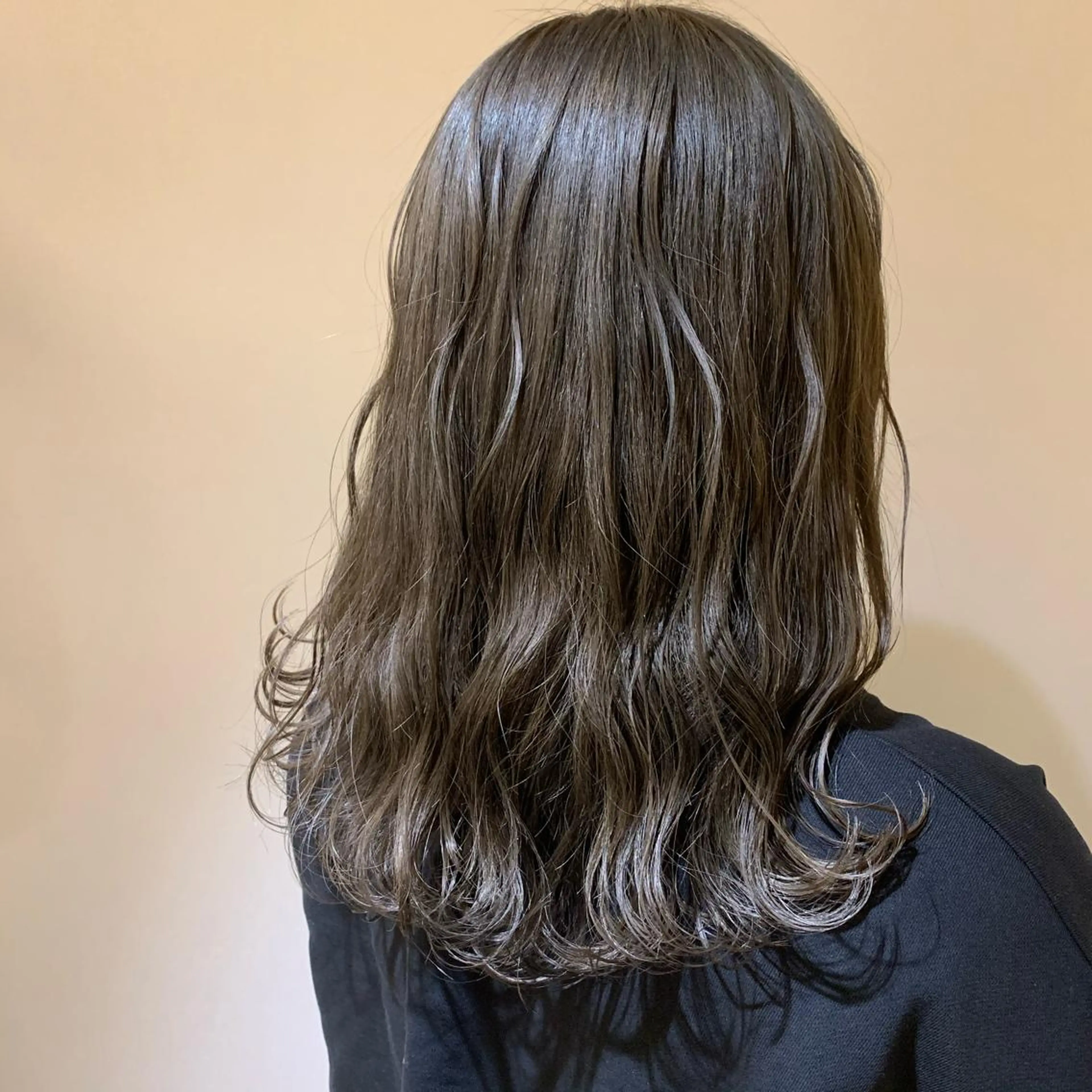 ミディアム カラー 中島 直哉のヘアスタイル